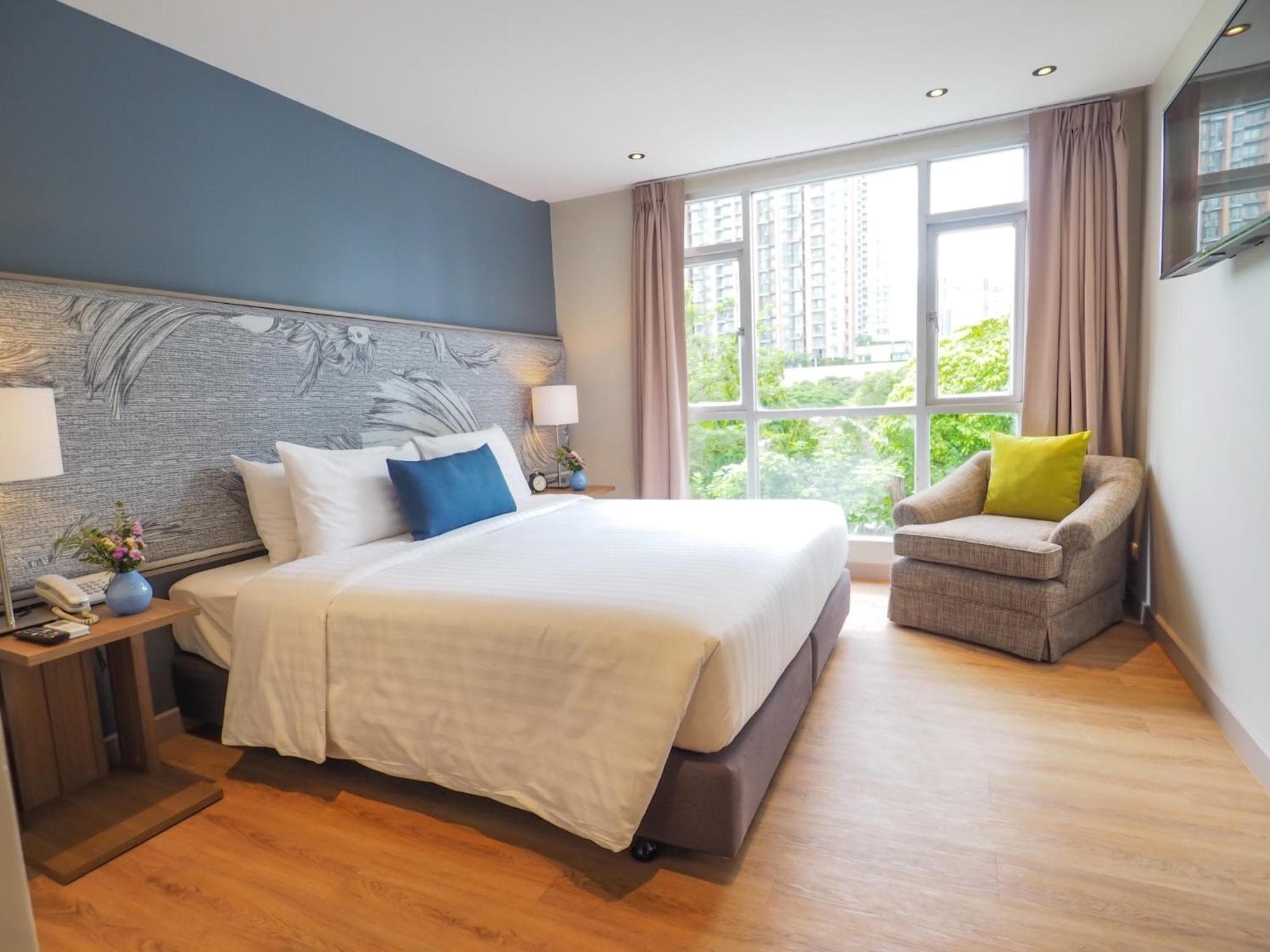Asoke Residence Sukhumvit by UHG — 2