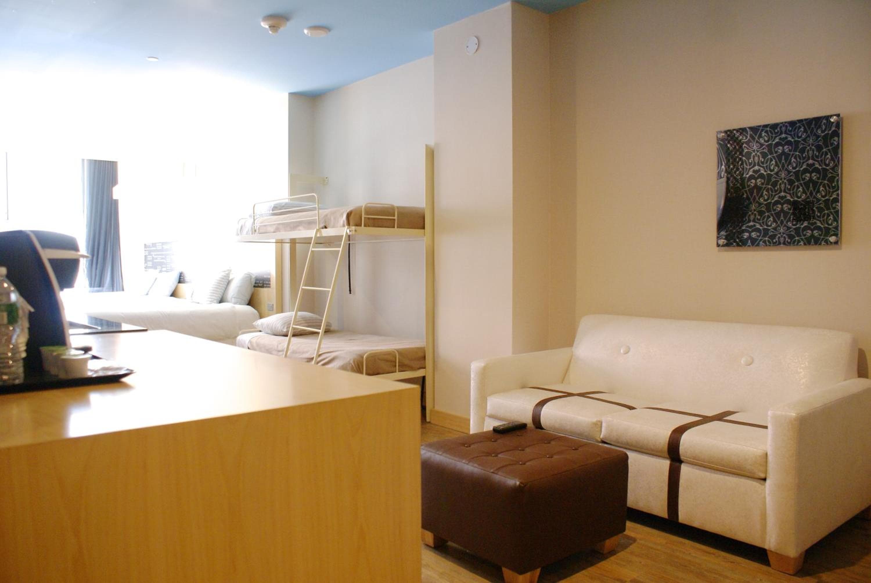 TRYP by Wyndham New York City Times Square - Midtown — 26