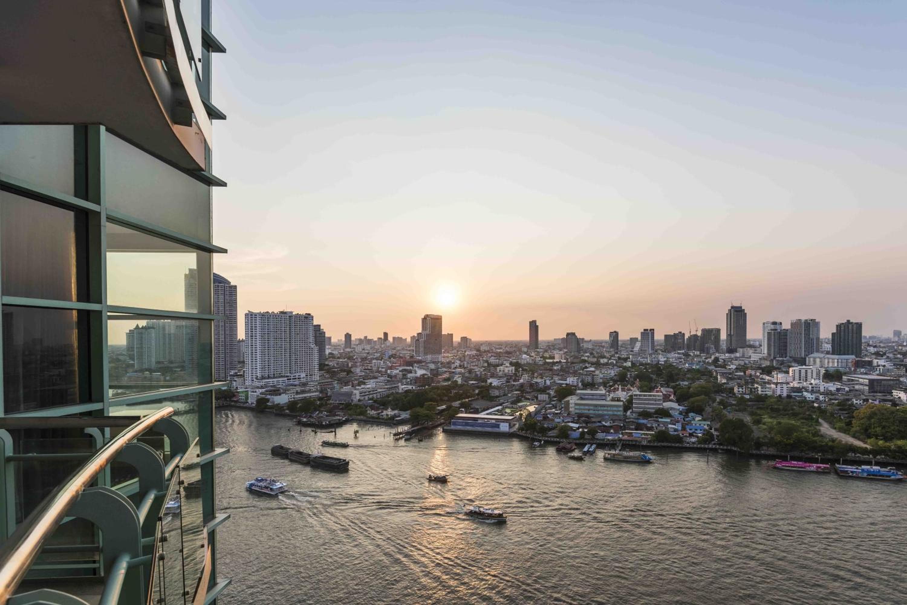 Chatrium Hotel Riverside Bangkok — 8
