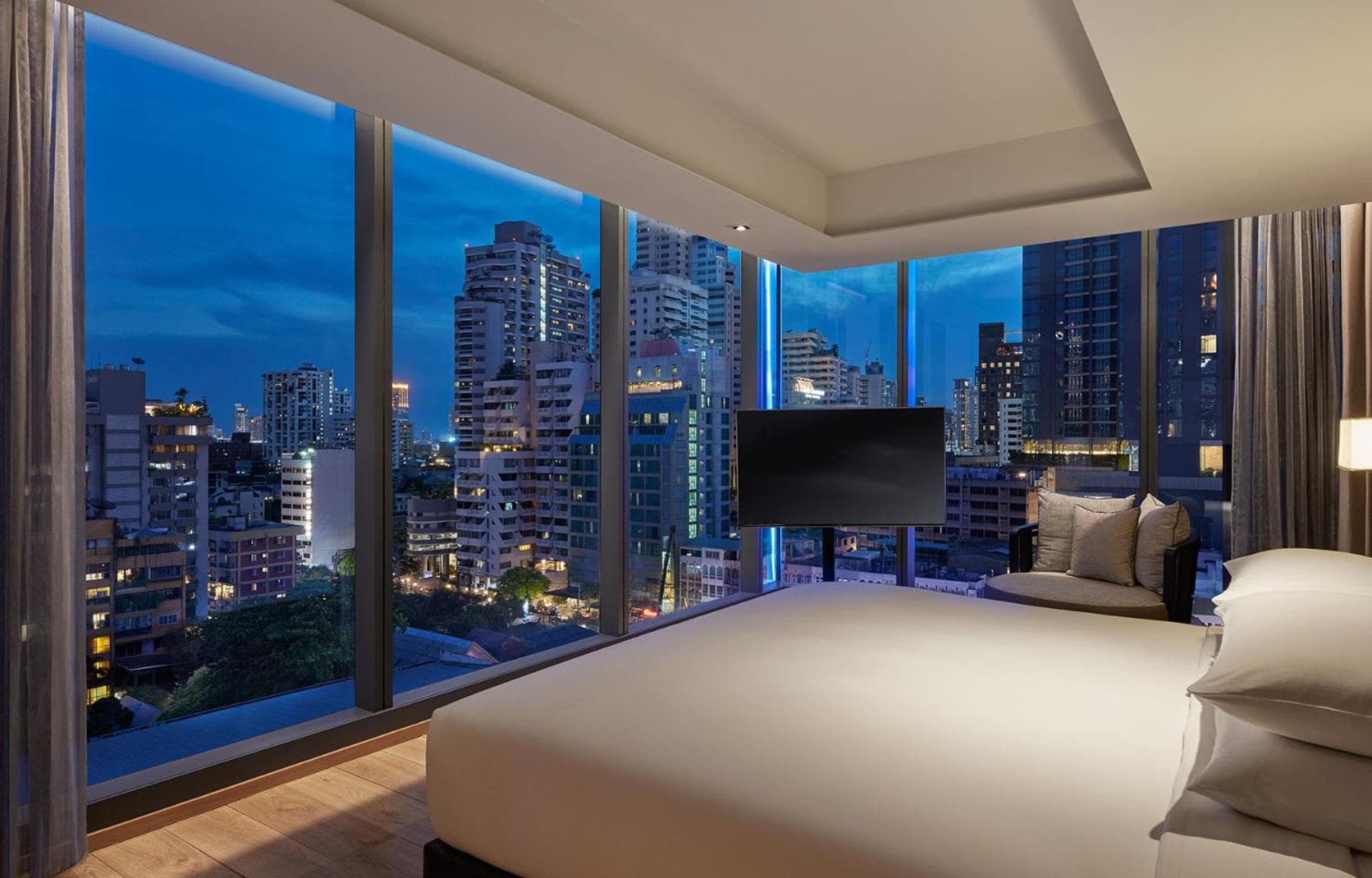 Hyatt Regency Bangkok Sukhumvit — 27