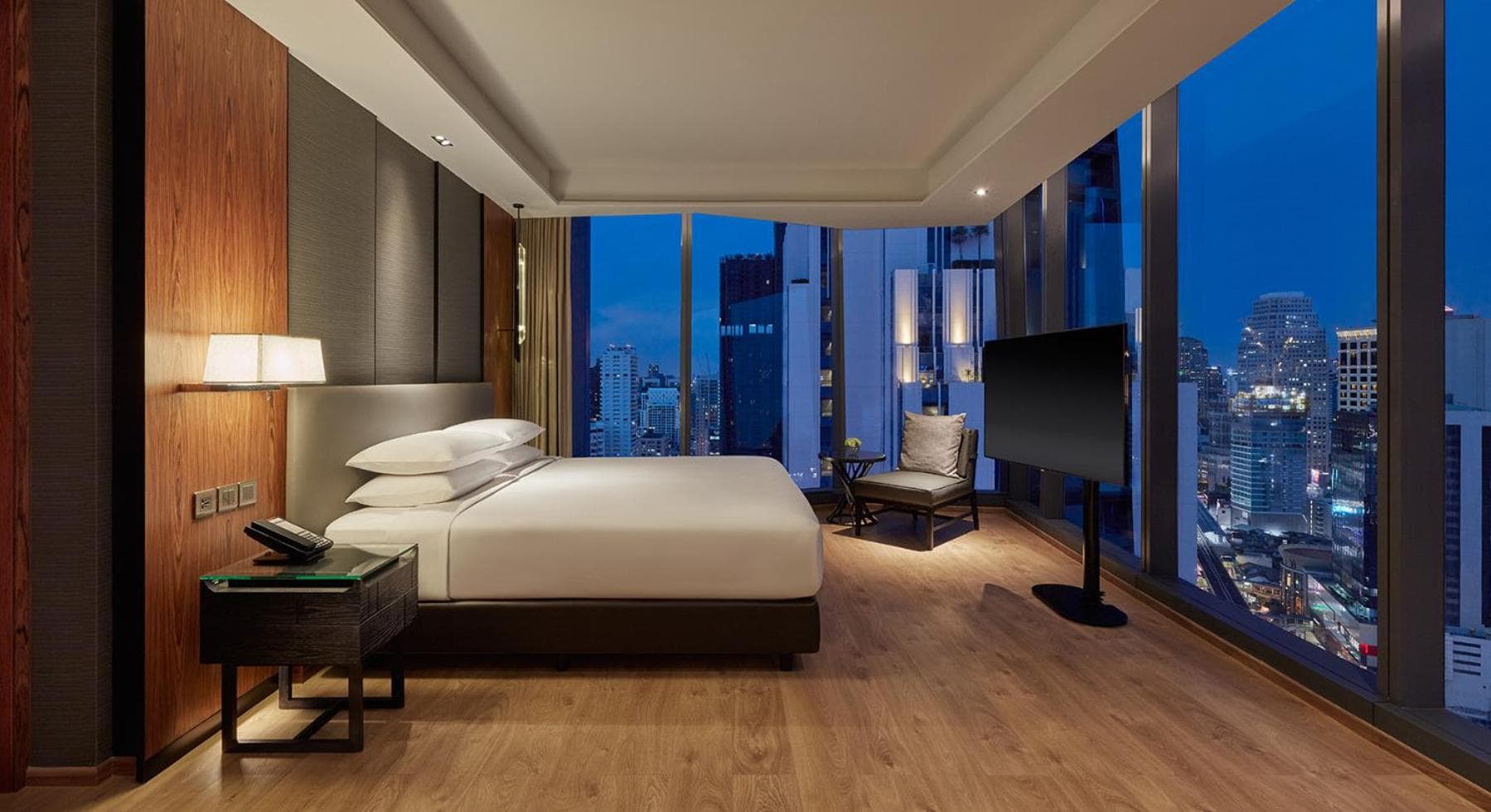 Hyatt Regency Bangkok Sukhumvit — 15