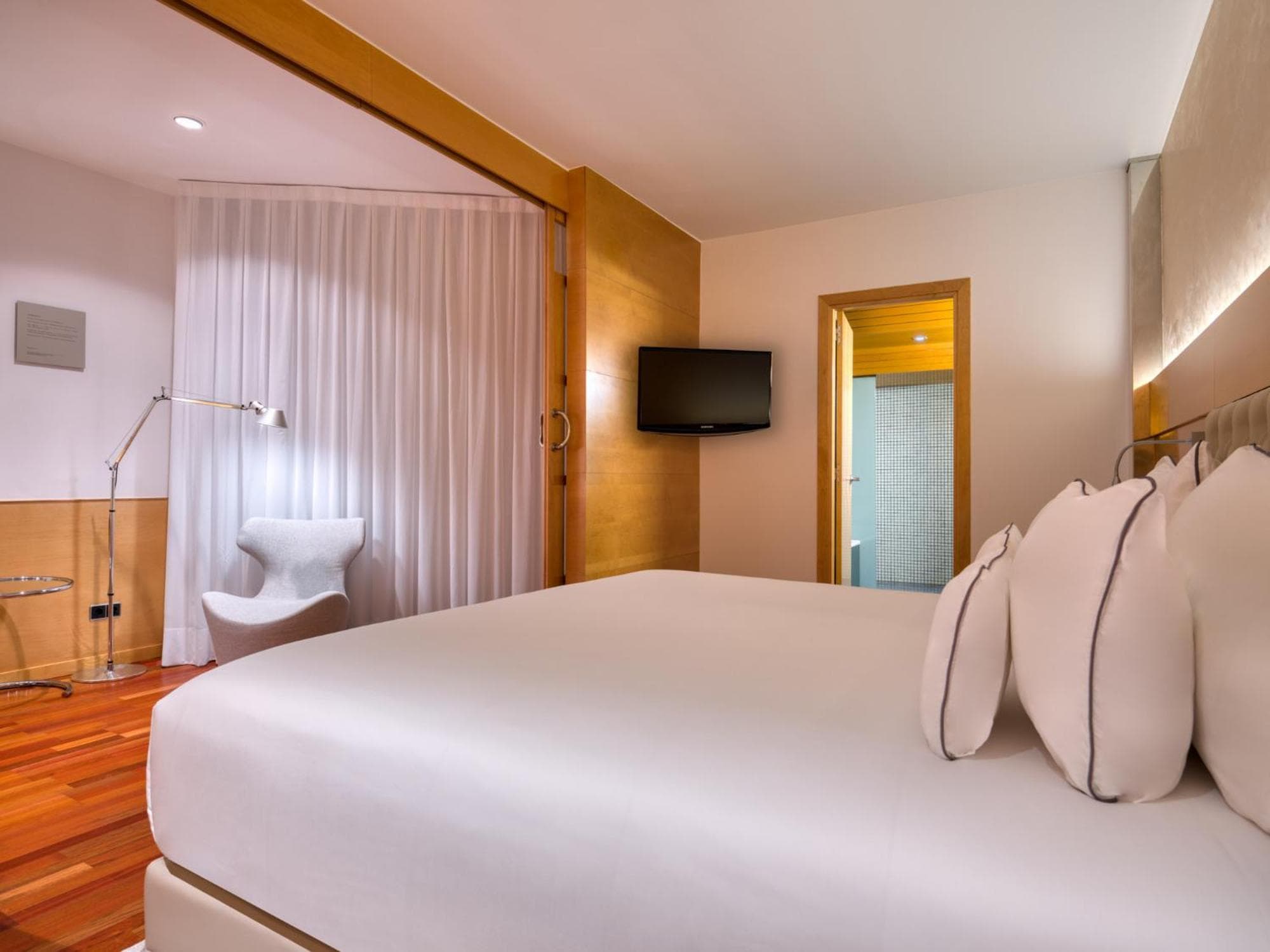 Sansi Pedralbes — 4