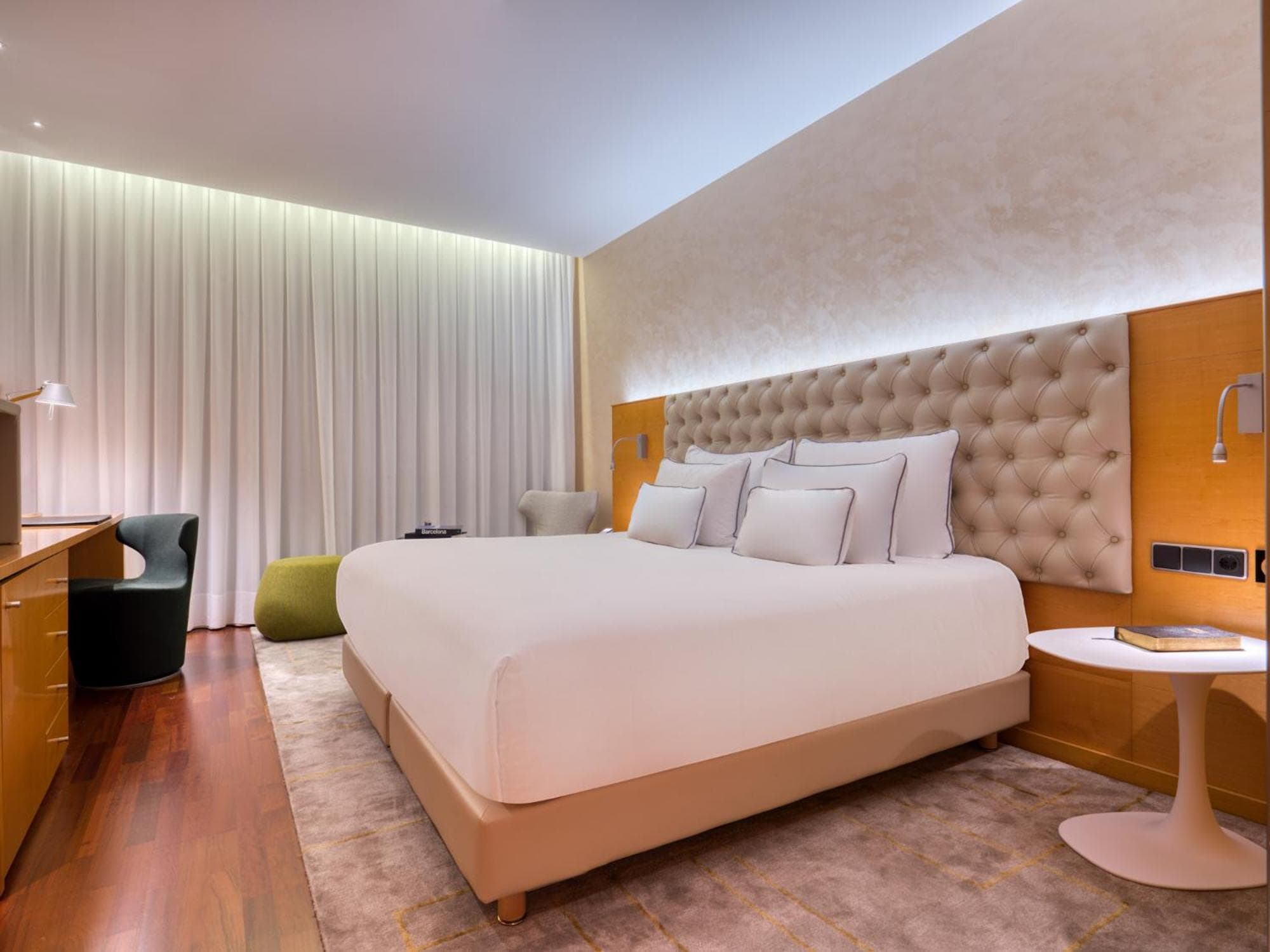 Sansi Pedralbes — 10
