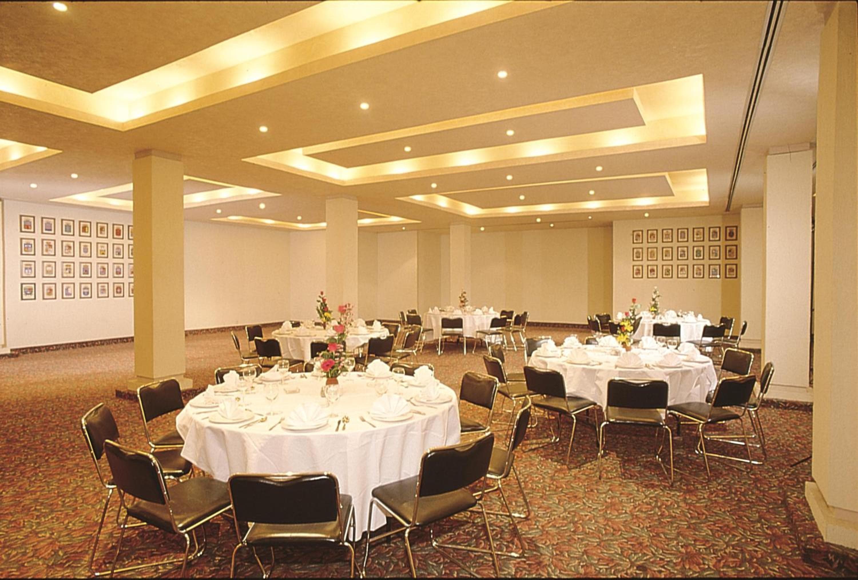 Hotel Sevilla — 2