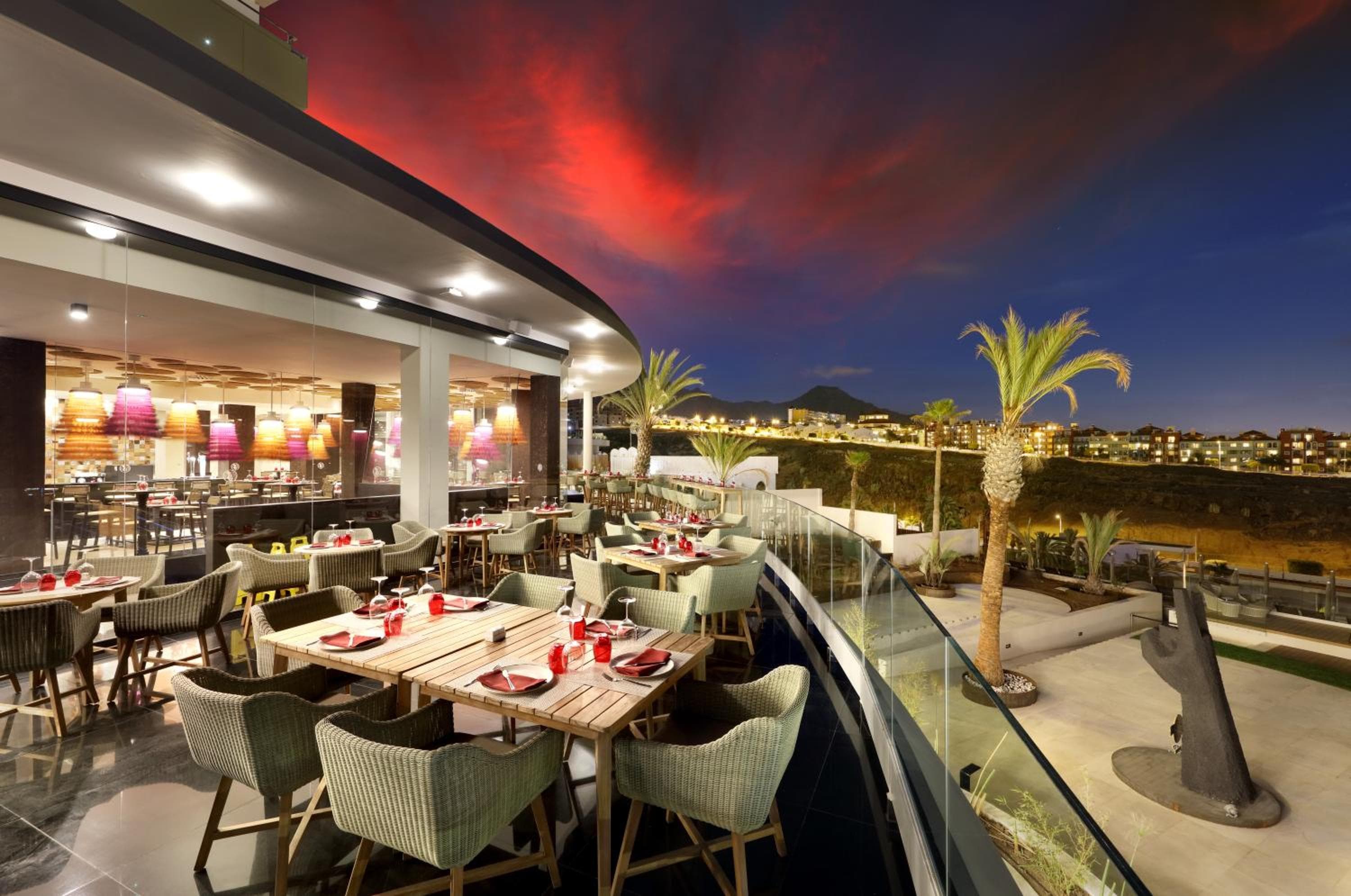 Hard Rock Hotel Tenerife — 9