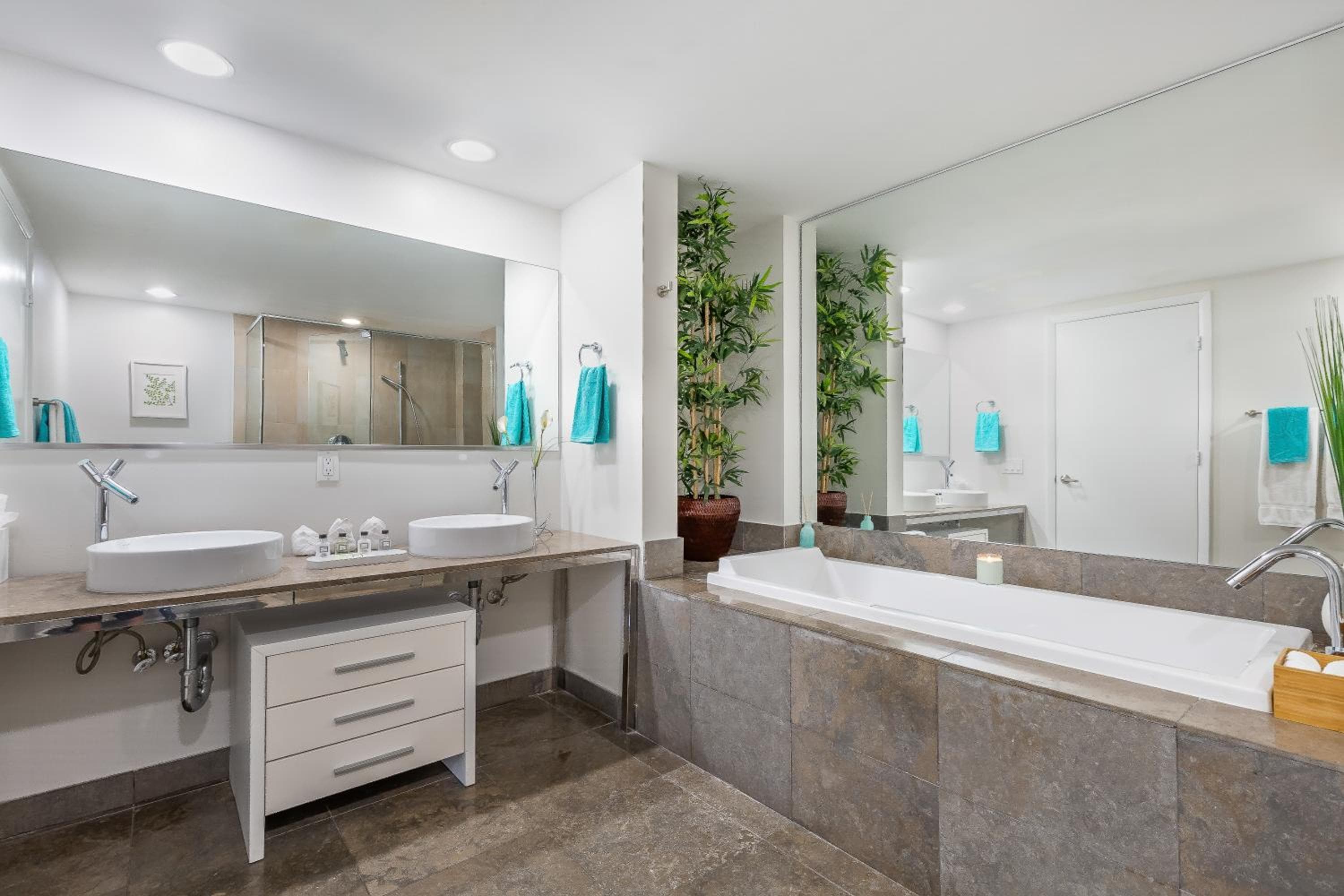 Brickell by Miami Vacation Rentals — 5
