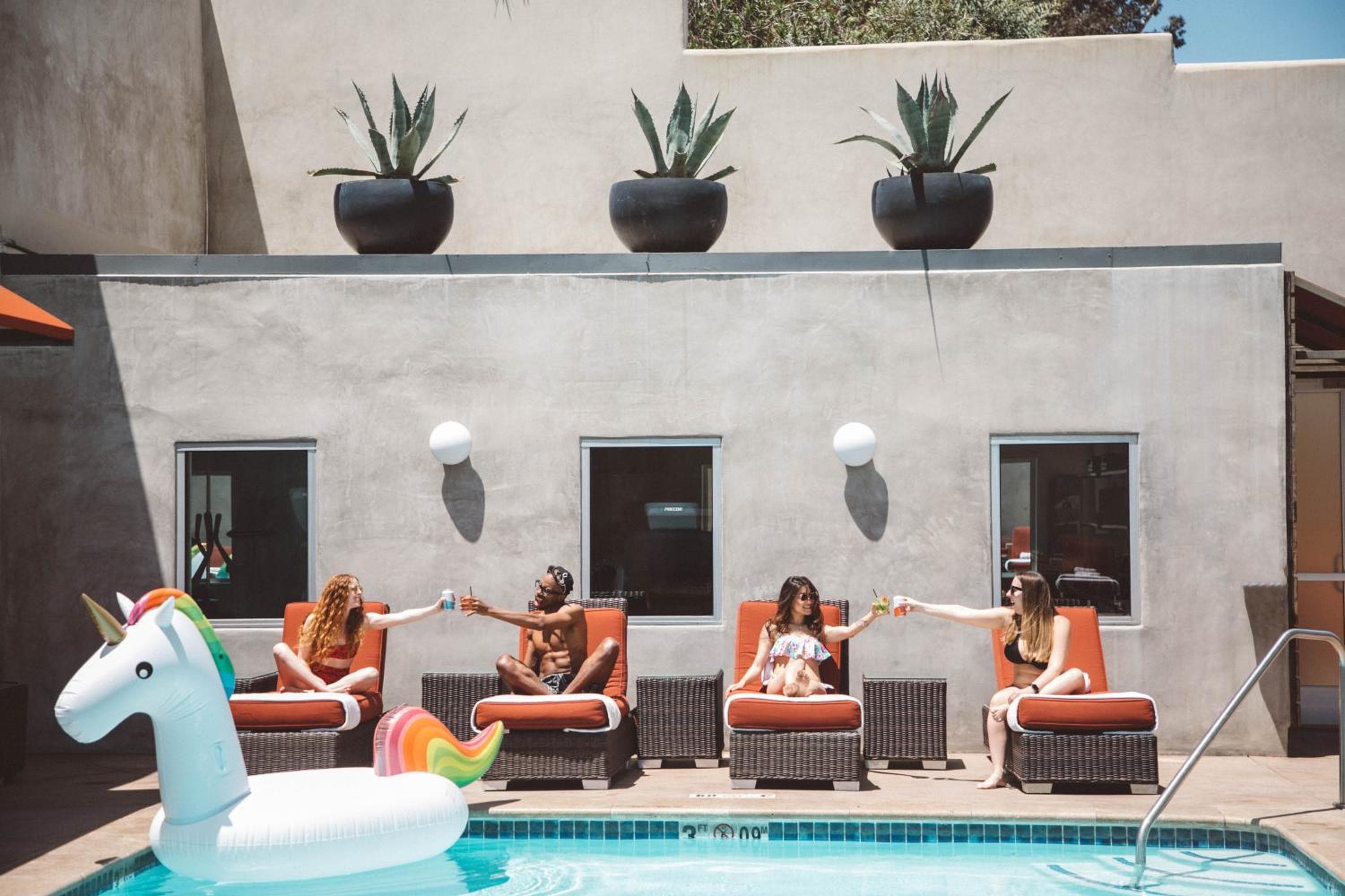 Hotel Angeleno — 15