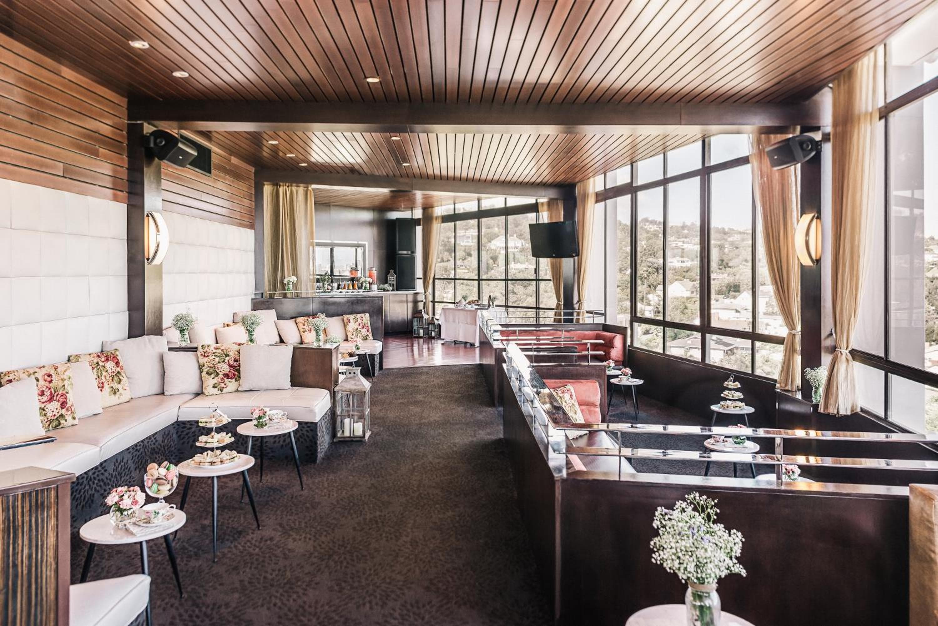 Hotel Angeleno — 22