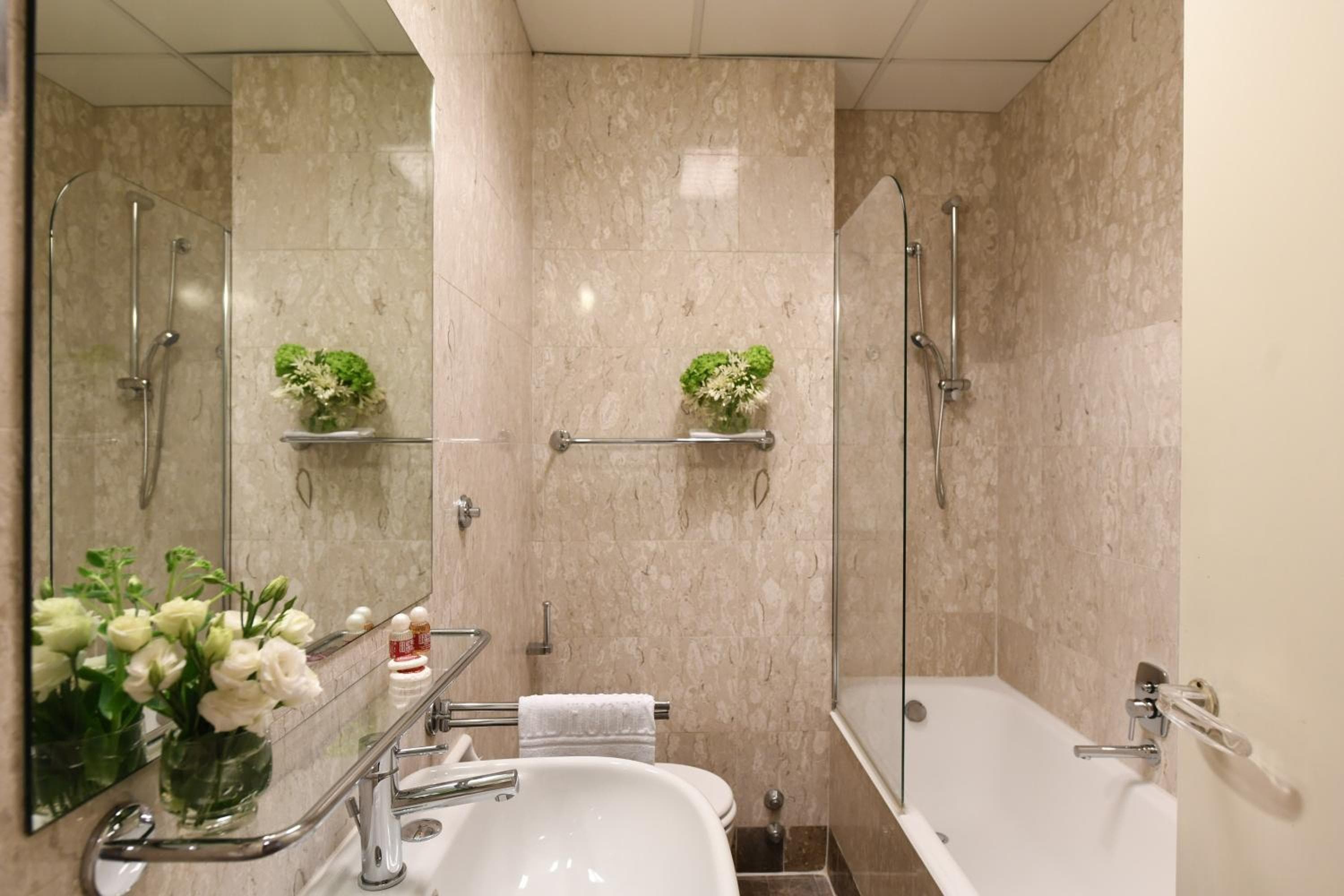 Bettoja Hotel Massimo d'Azeglio — 26