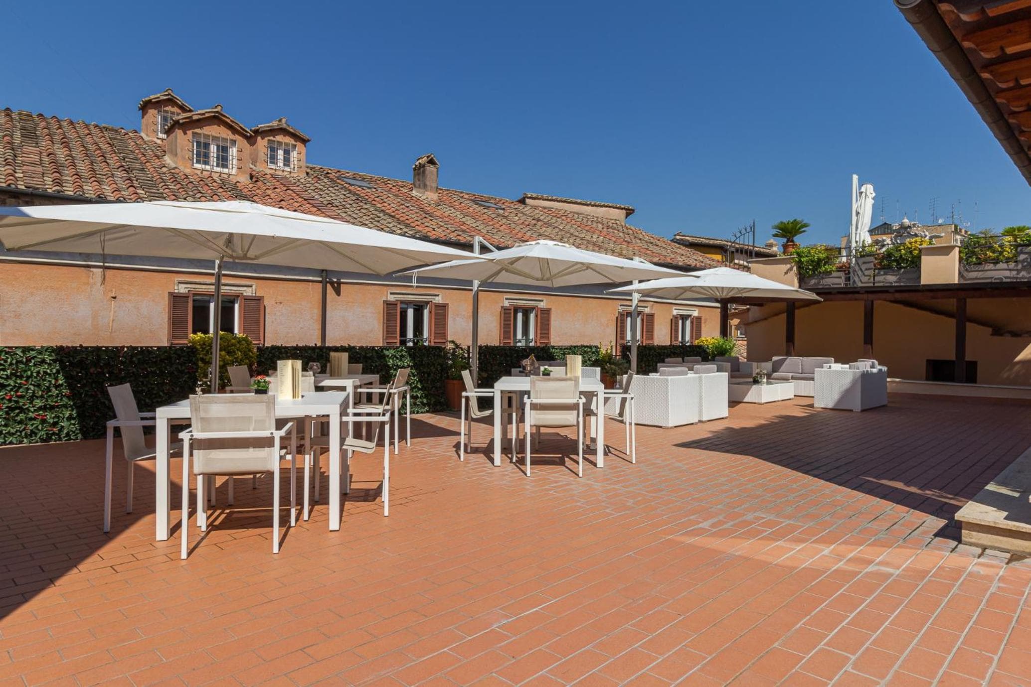 Harry's Bar Trevi Hotel & Restaurant — 8
