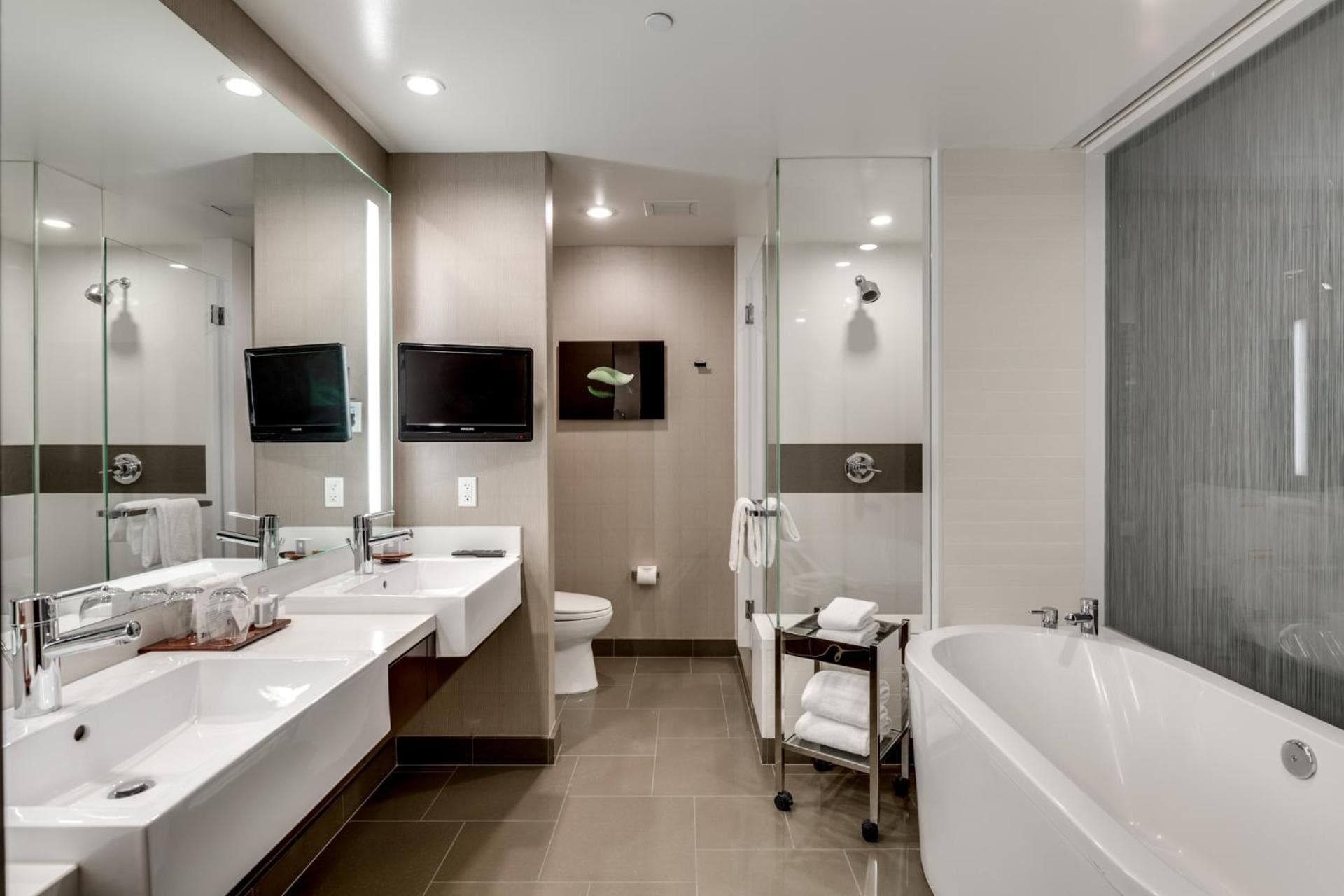 Secret Suites At Vdara — 12