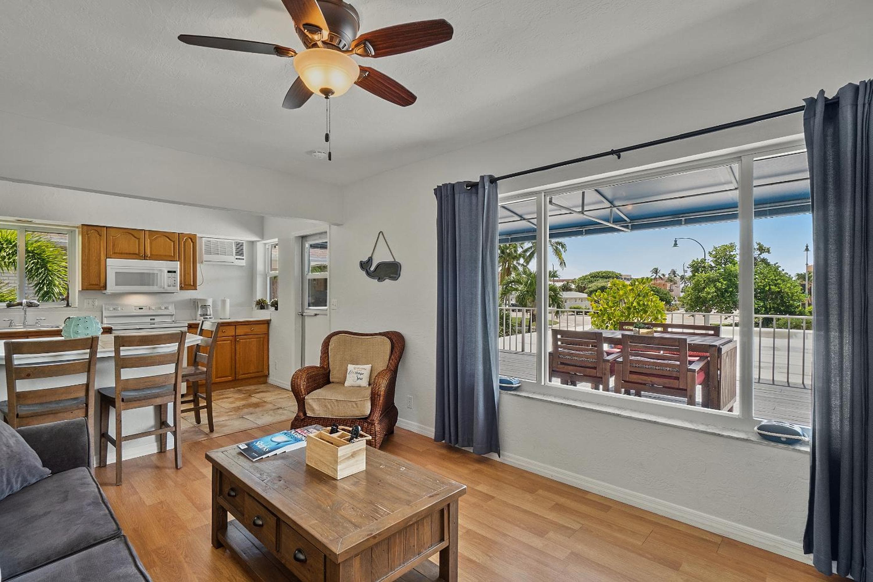 4145 dal mare Inn & Suites — 13