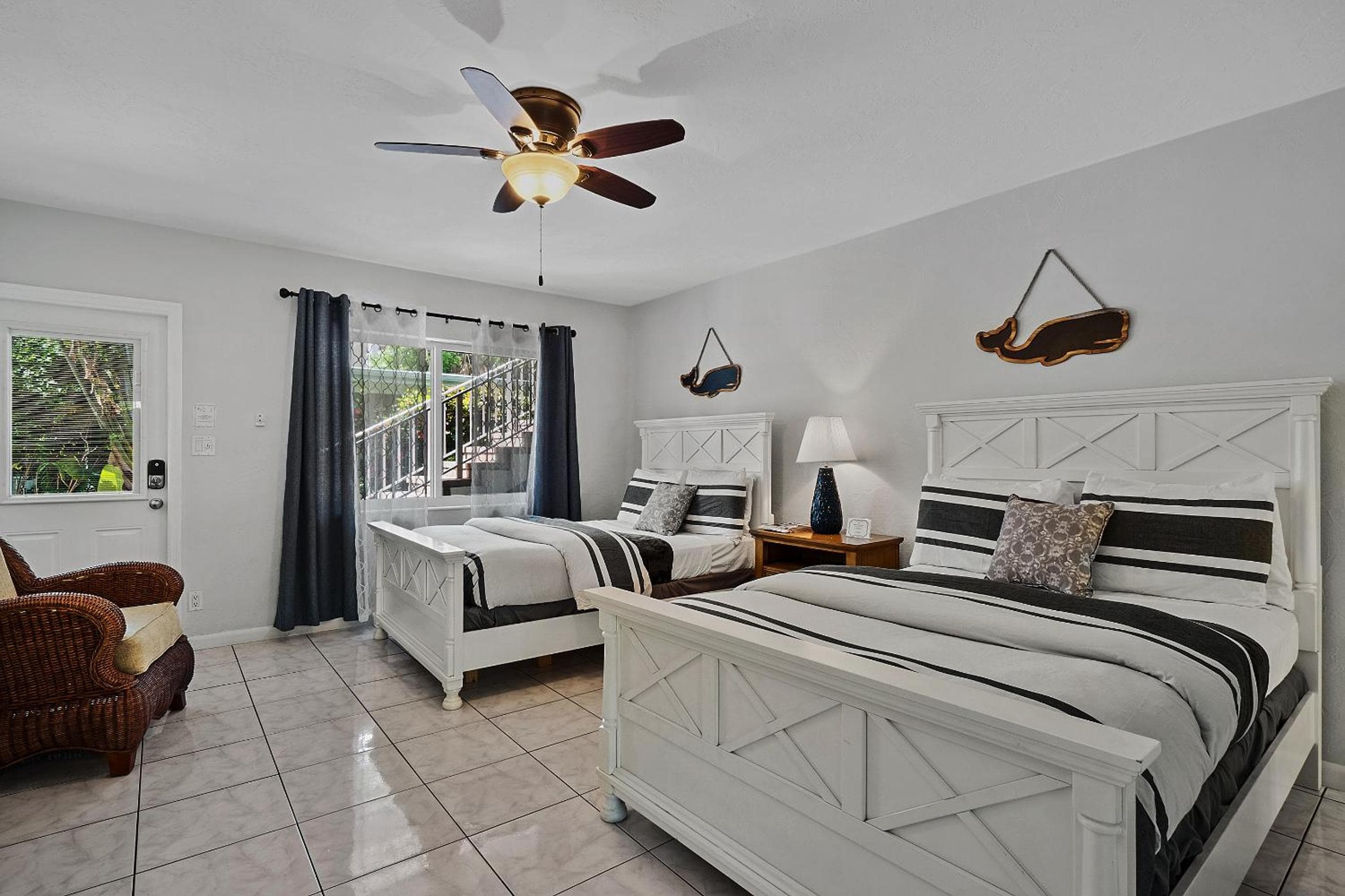 4145 dal mare Inn & Suites — 10