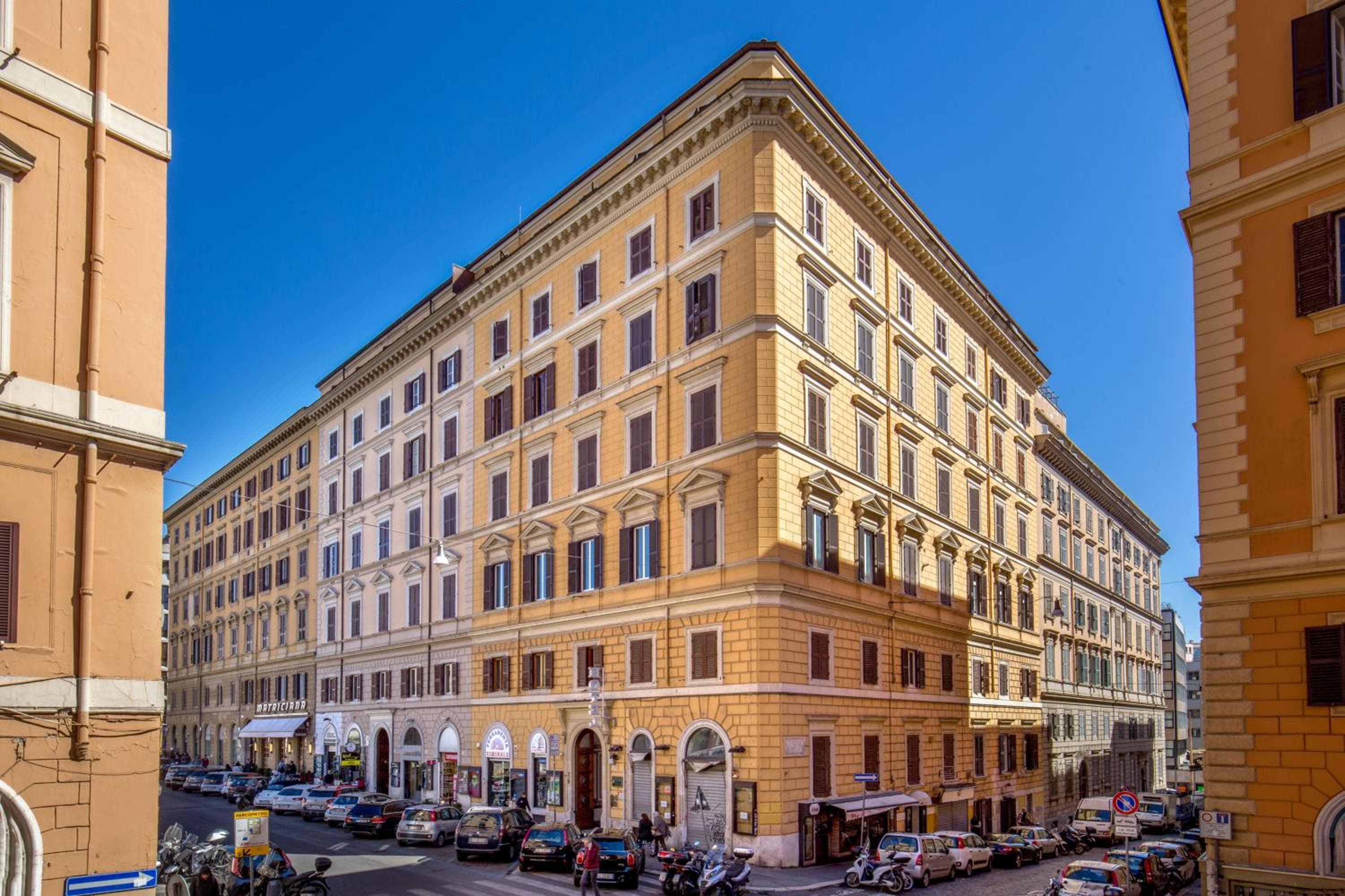 Hotel Sonya — 1