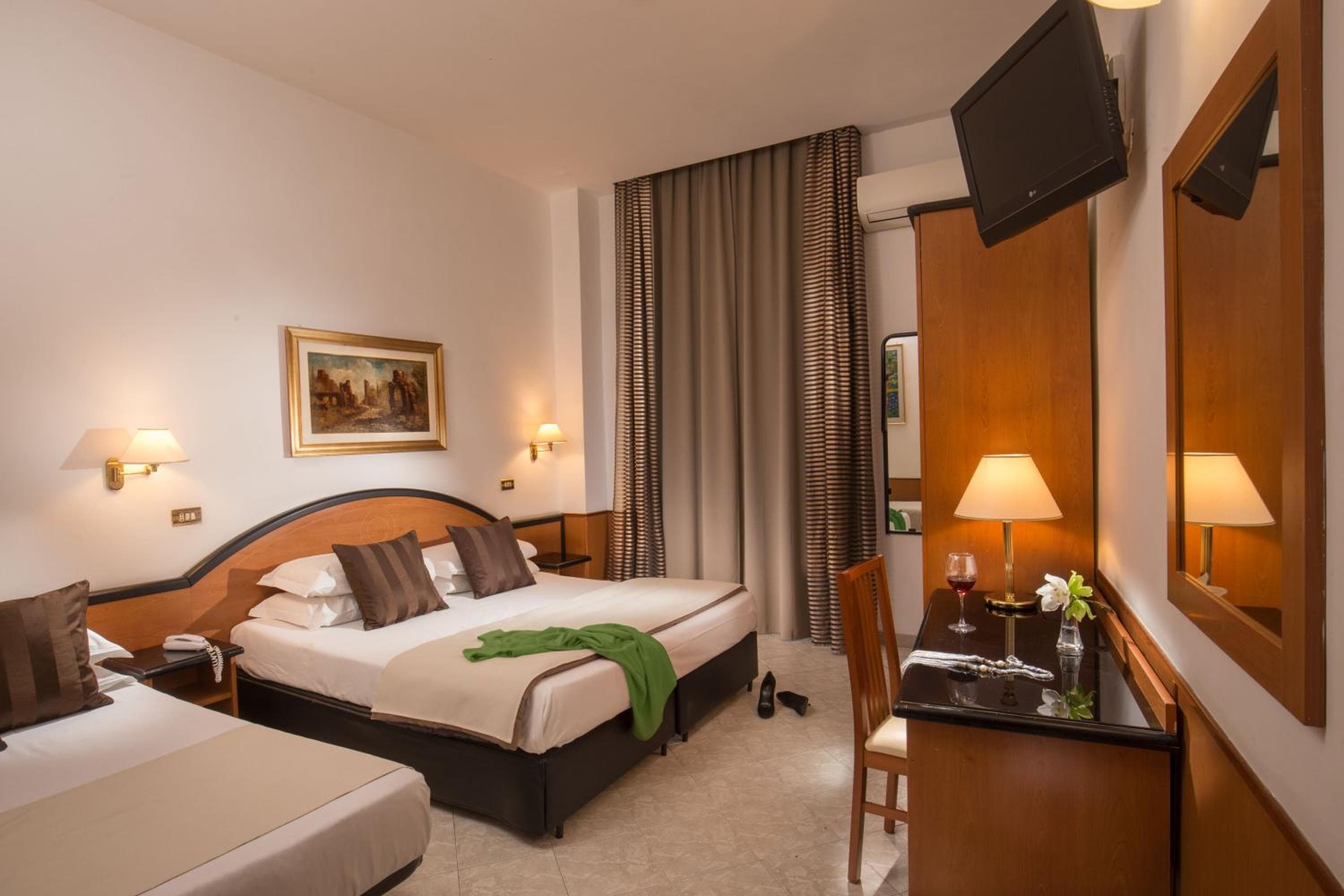 Hotel Sonya — 13
