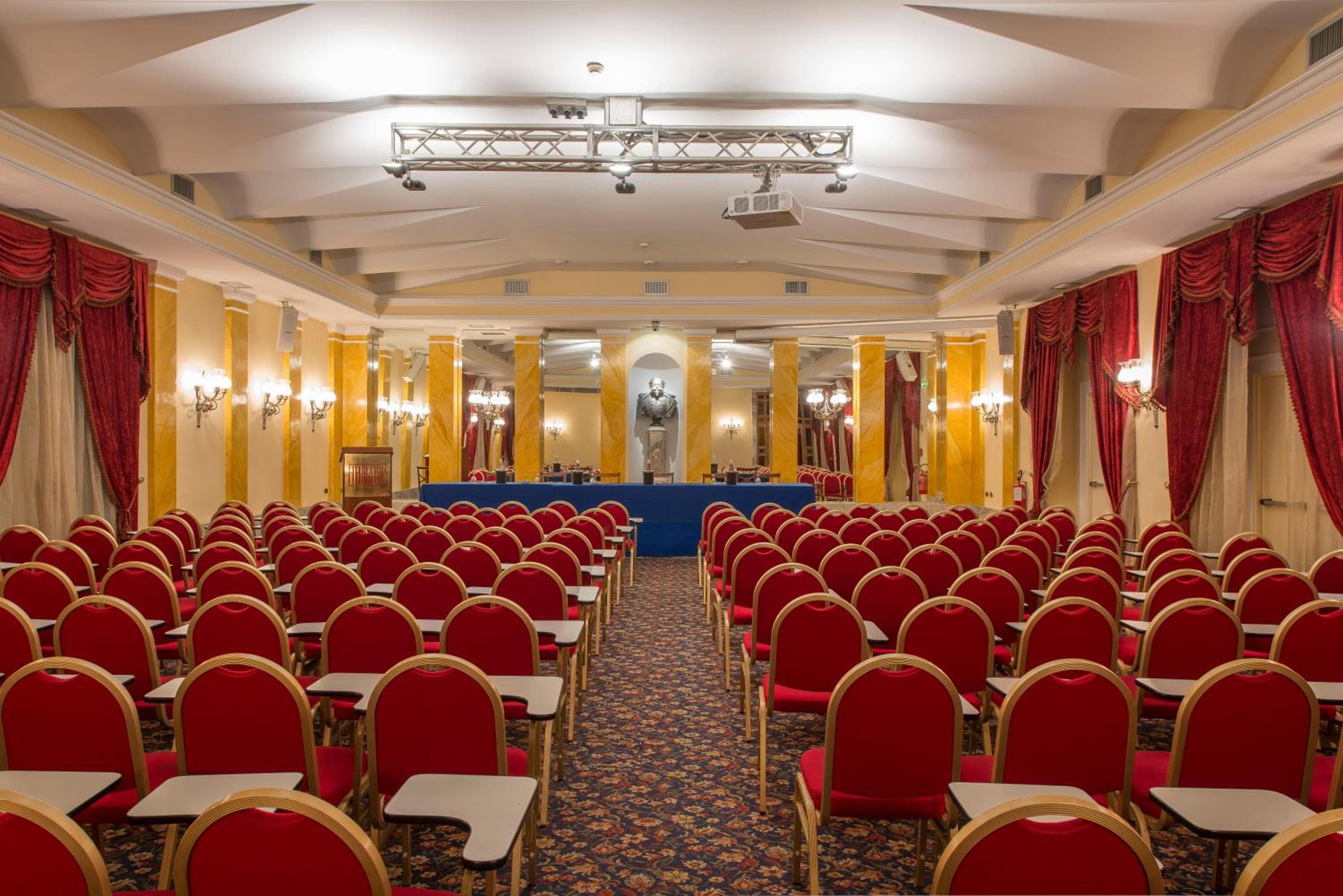 Bettoja Hotel Massimo d'Azeglio — 21