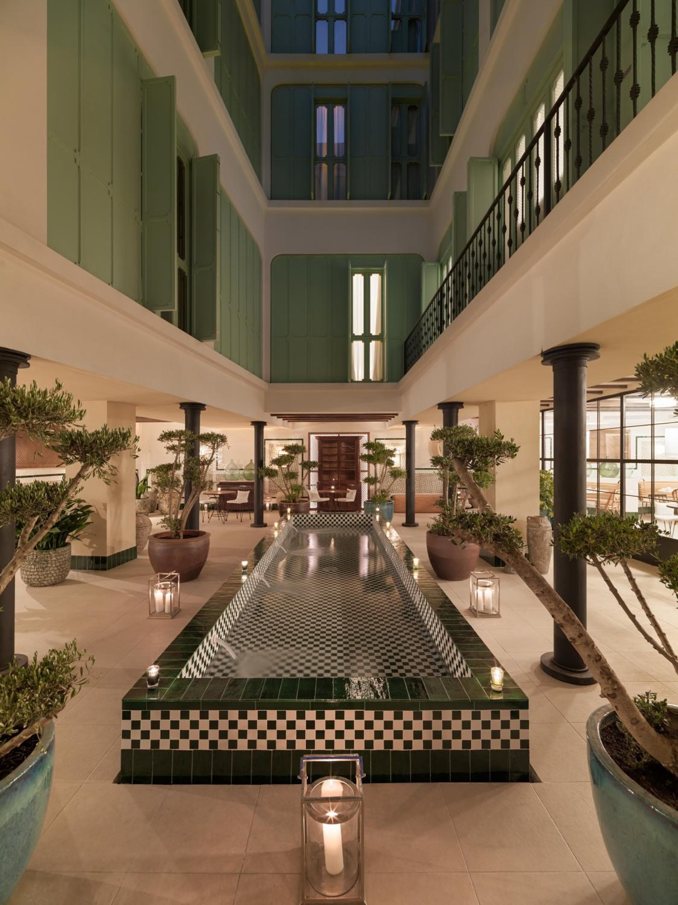 H10 Casa de la Plata — 27
