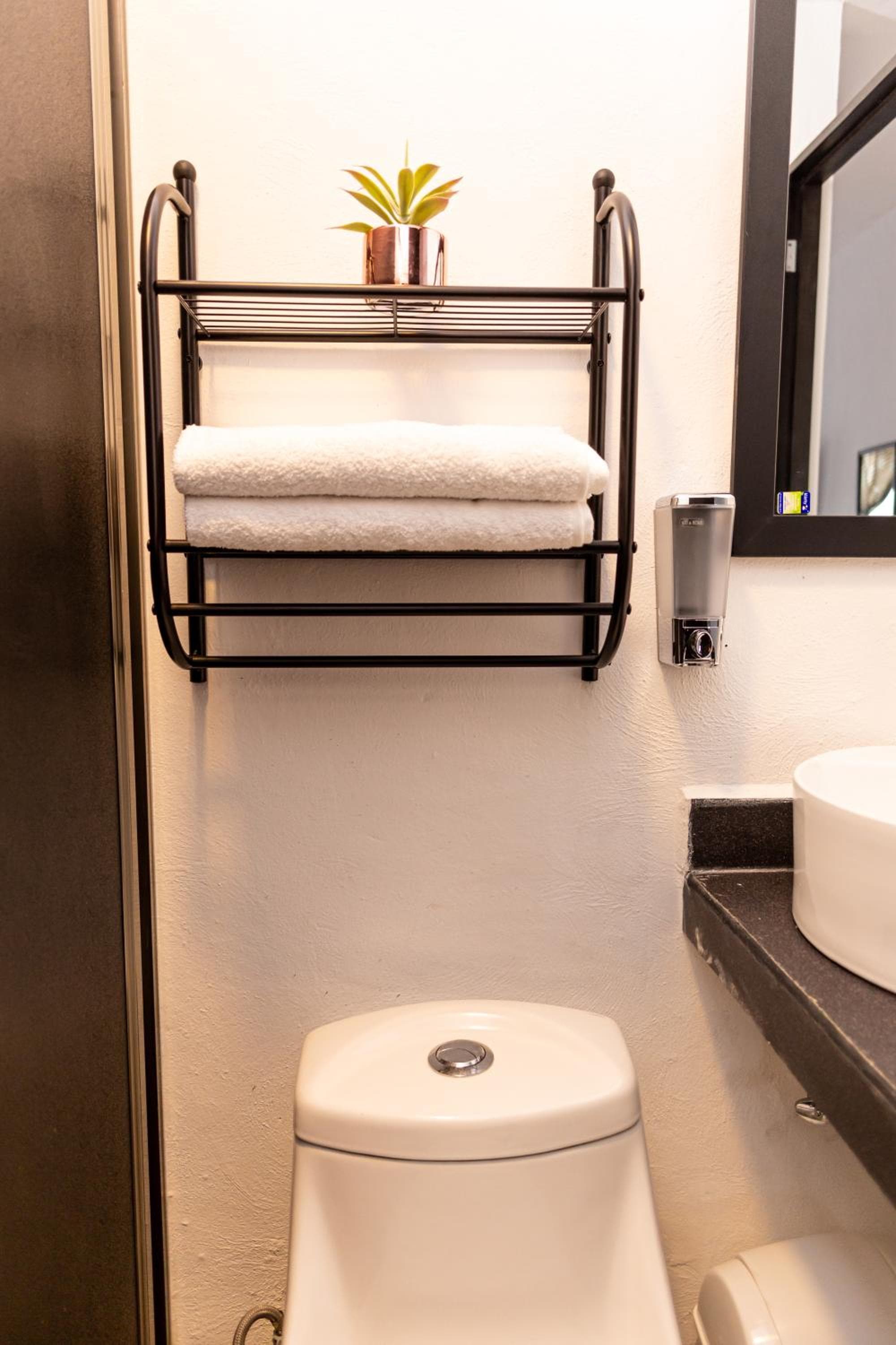 Santa Fe Studios And Suites — 22