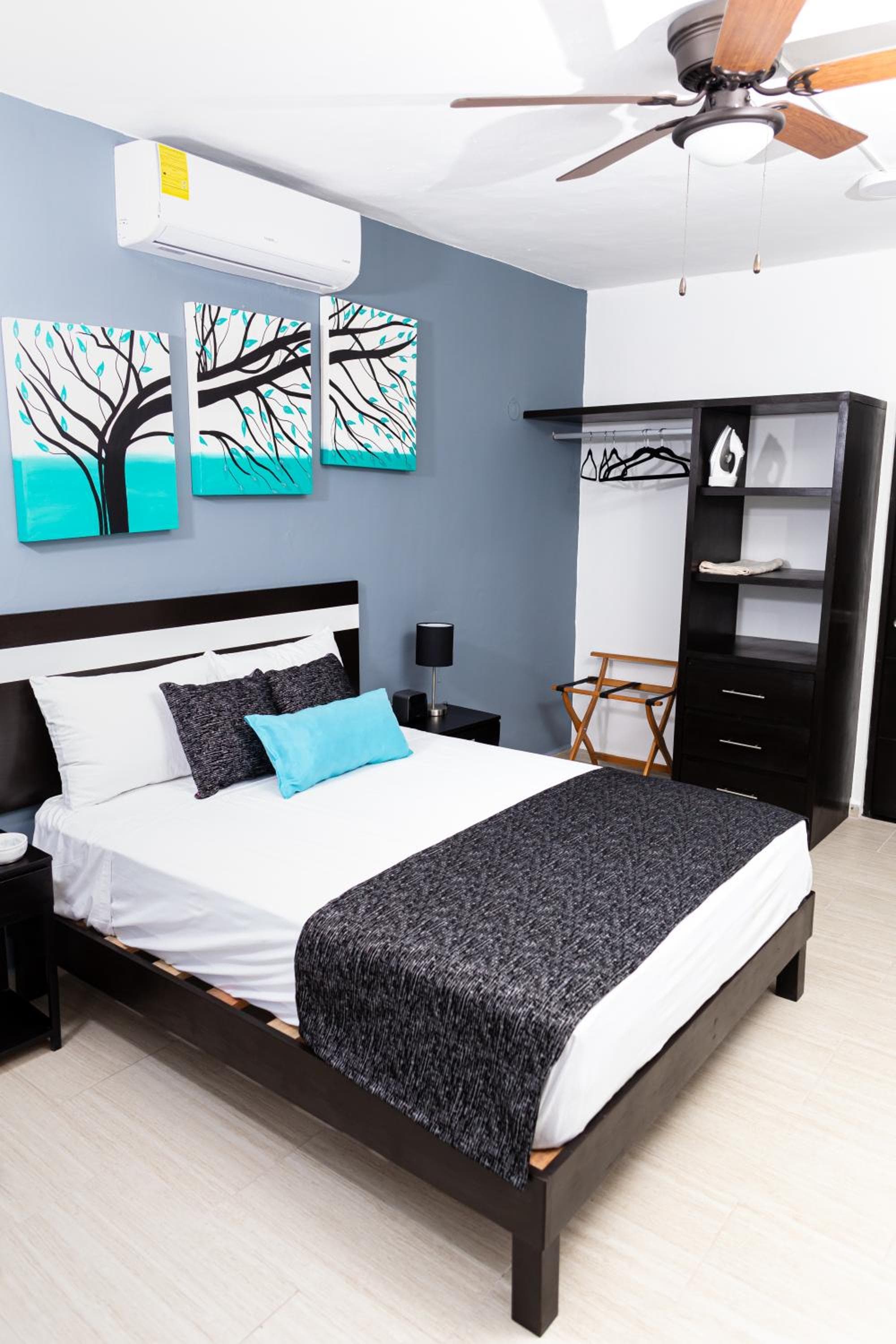Santa Fe Studios And Suites — 9