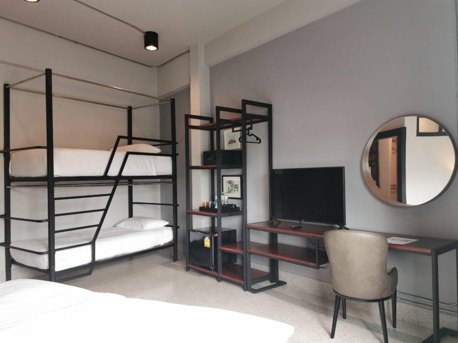 W22 by Burasari — 4