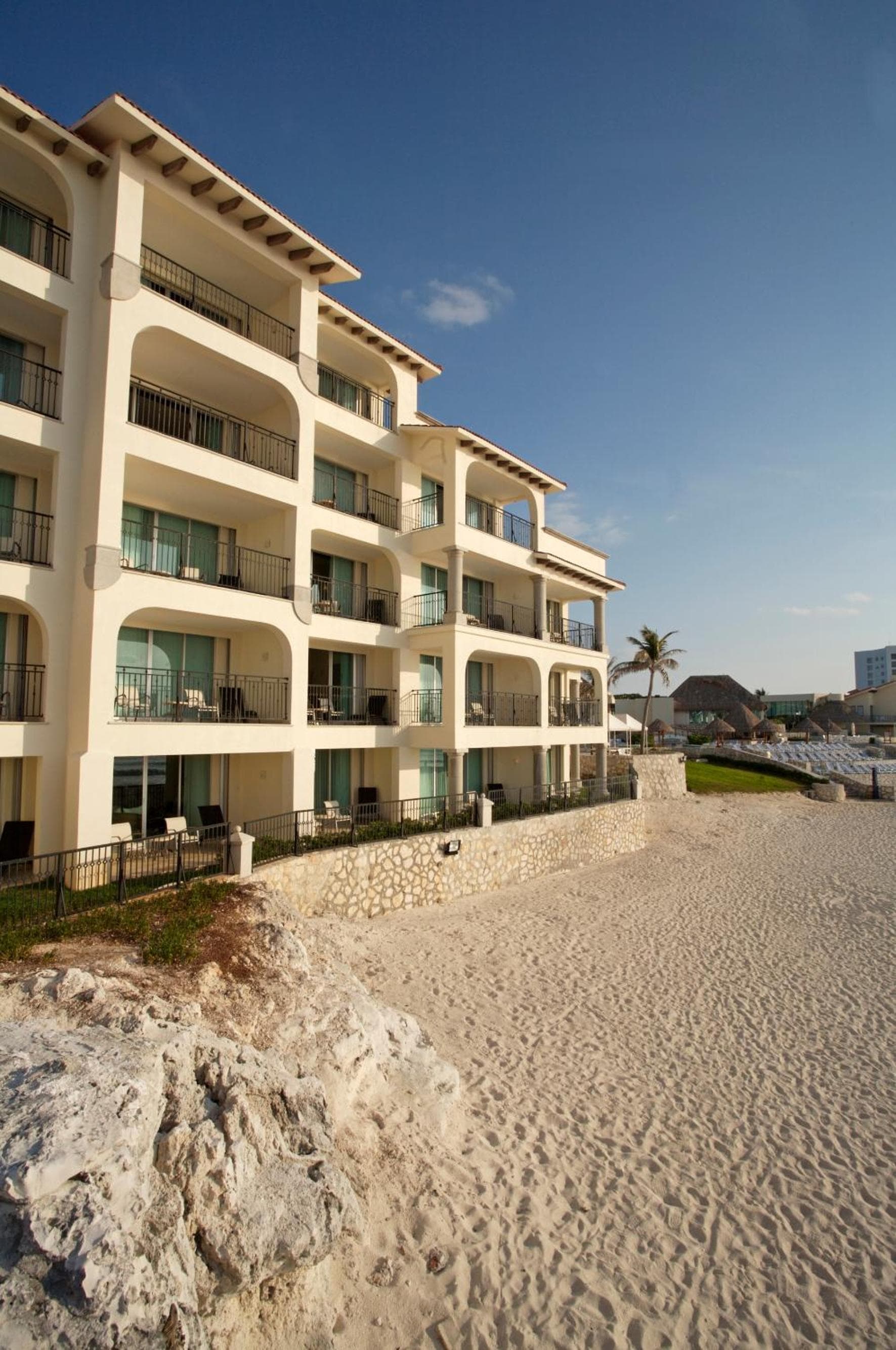 Grand Park Royal Cancun - All Inclusive — 5