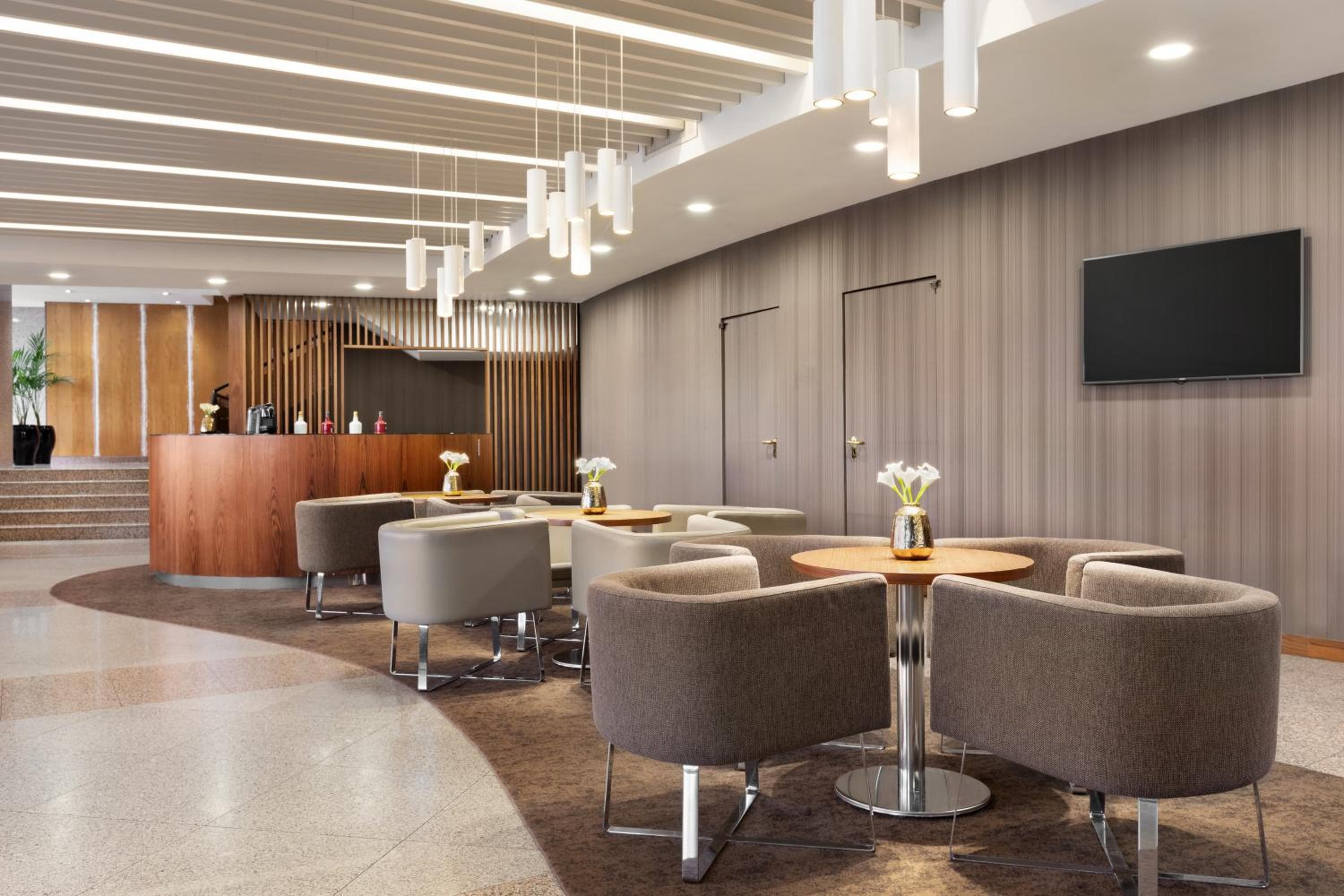 Ramada by Wyndham Lissabon — 11