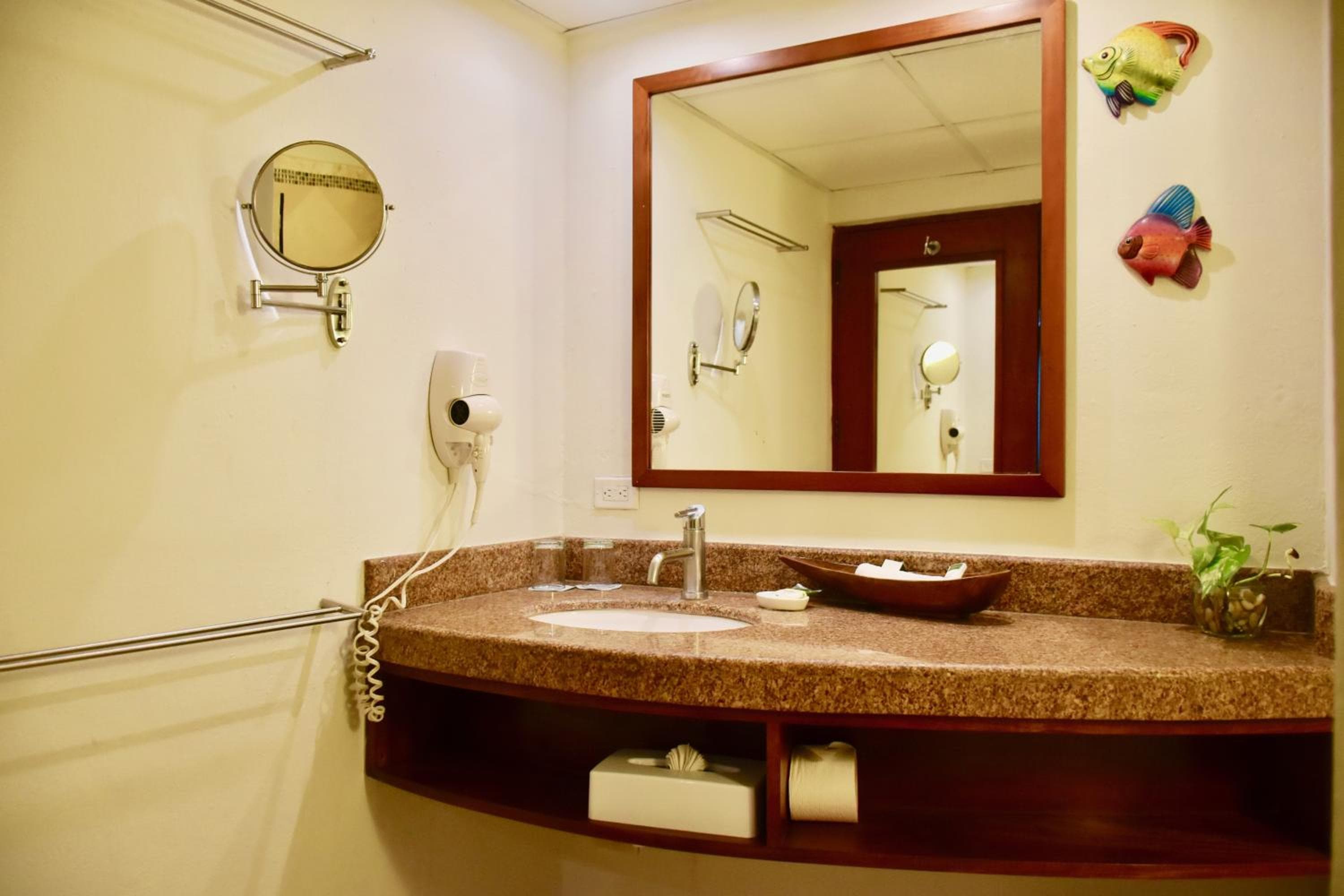 Playa Palms Beach Hotel — 12