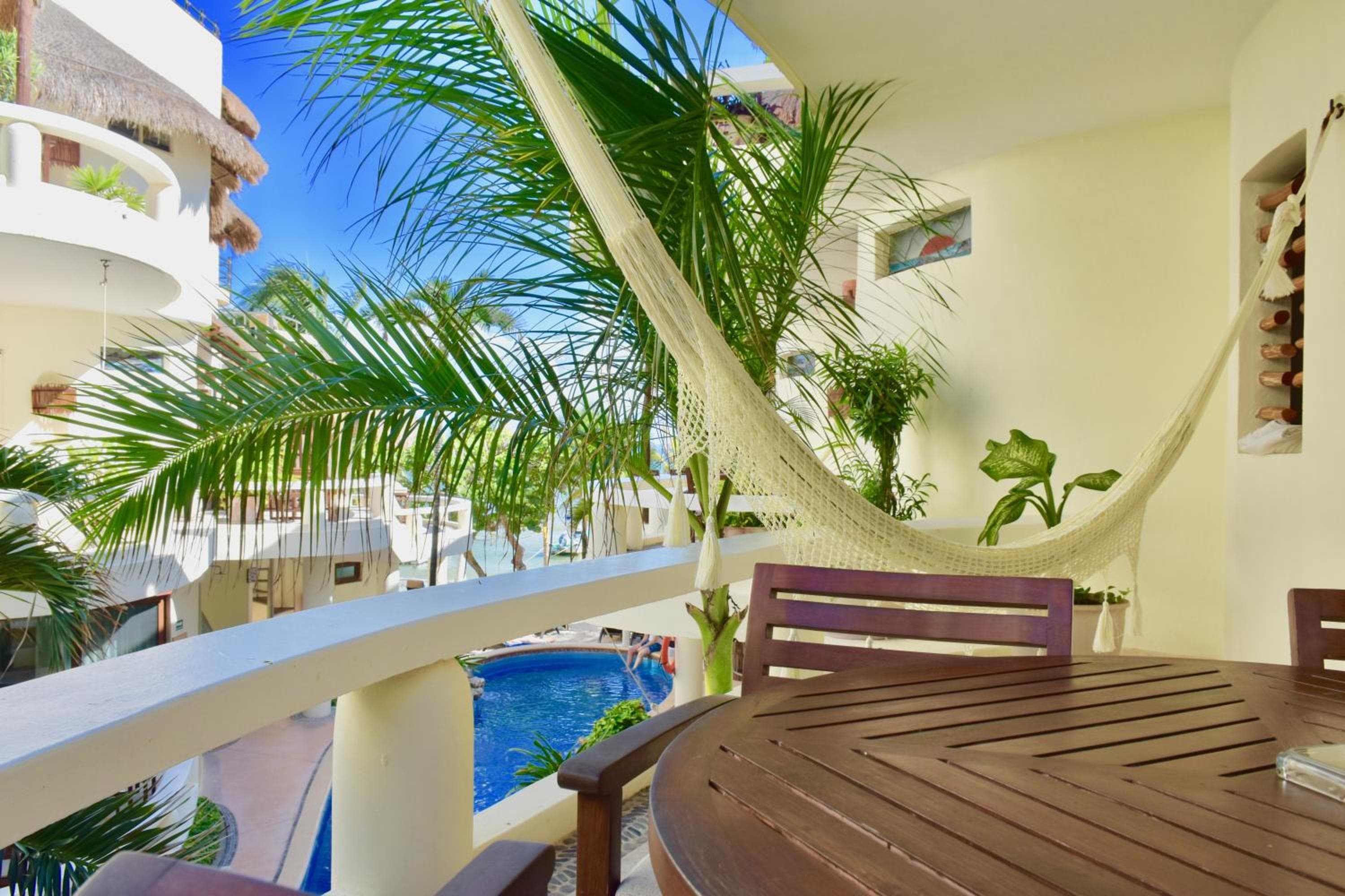 Playa Palms Beach Hotel — 10