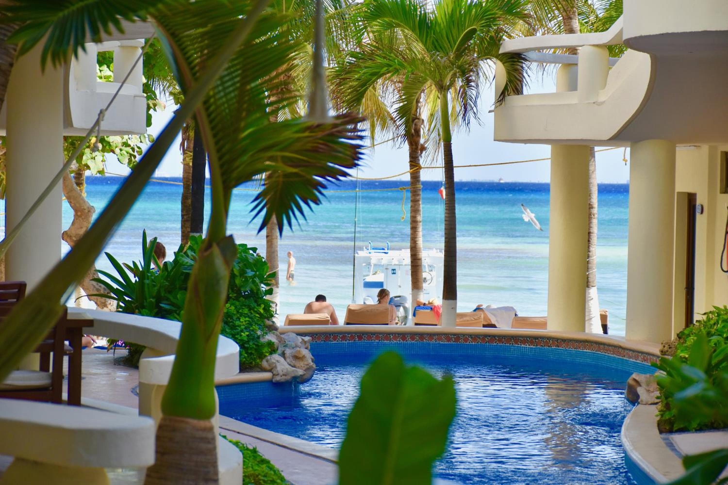 Playa Palms Beach Hotel — 2