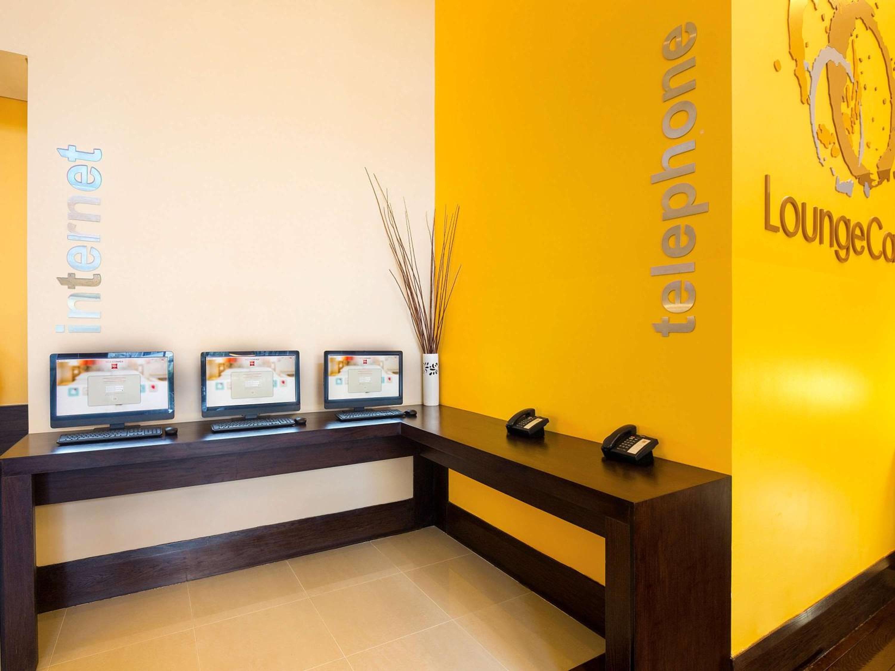 ibis Dubai Al Rigga — 24