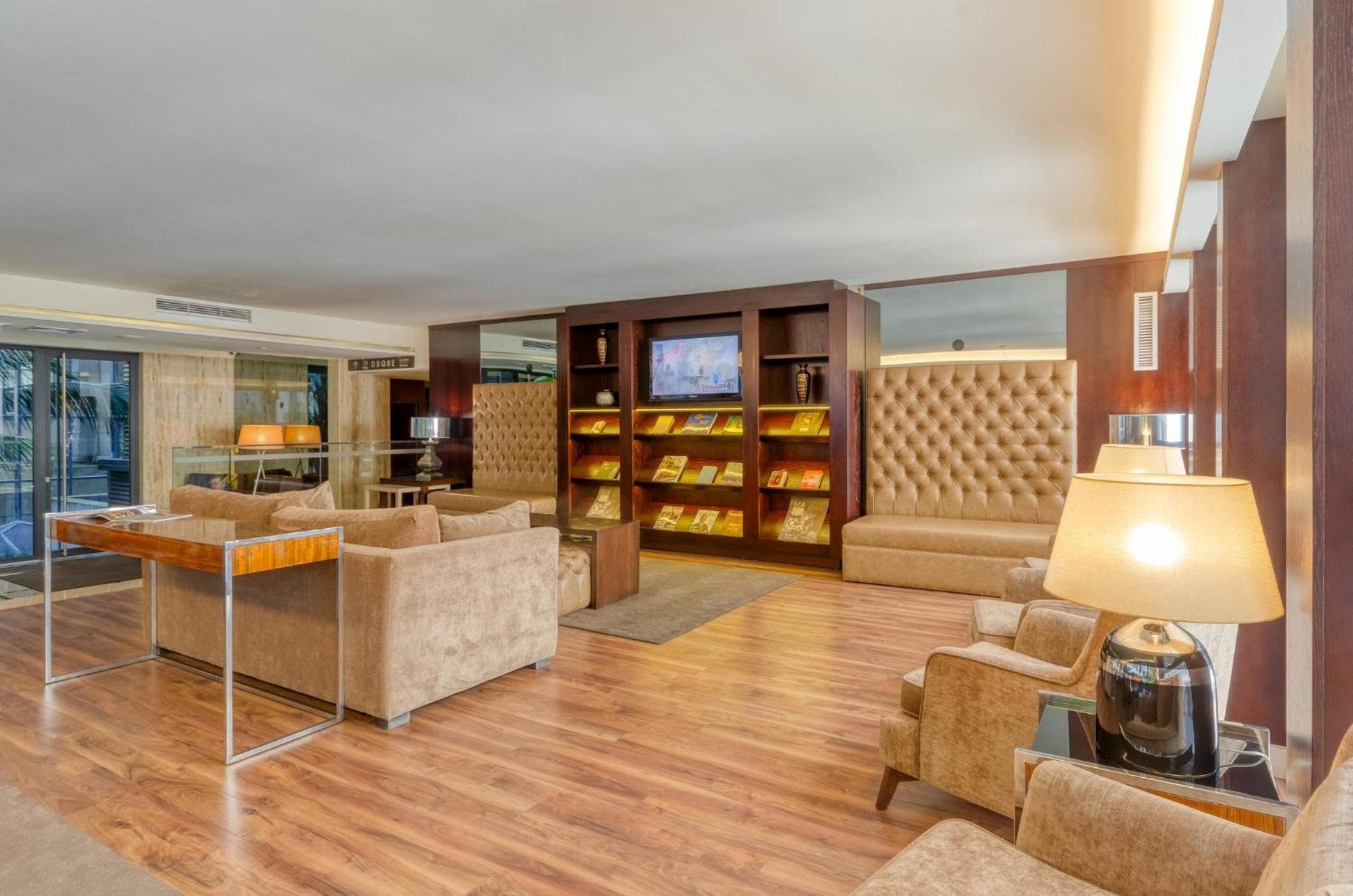 Av. Turim. Hotel Liberdade — 10