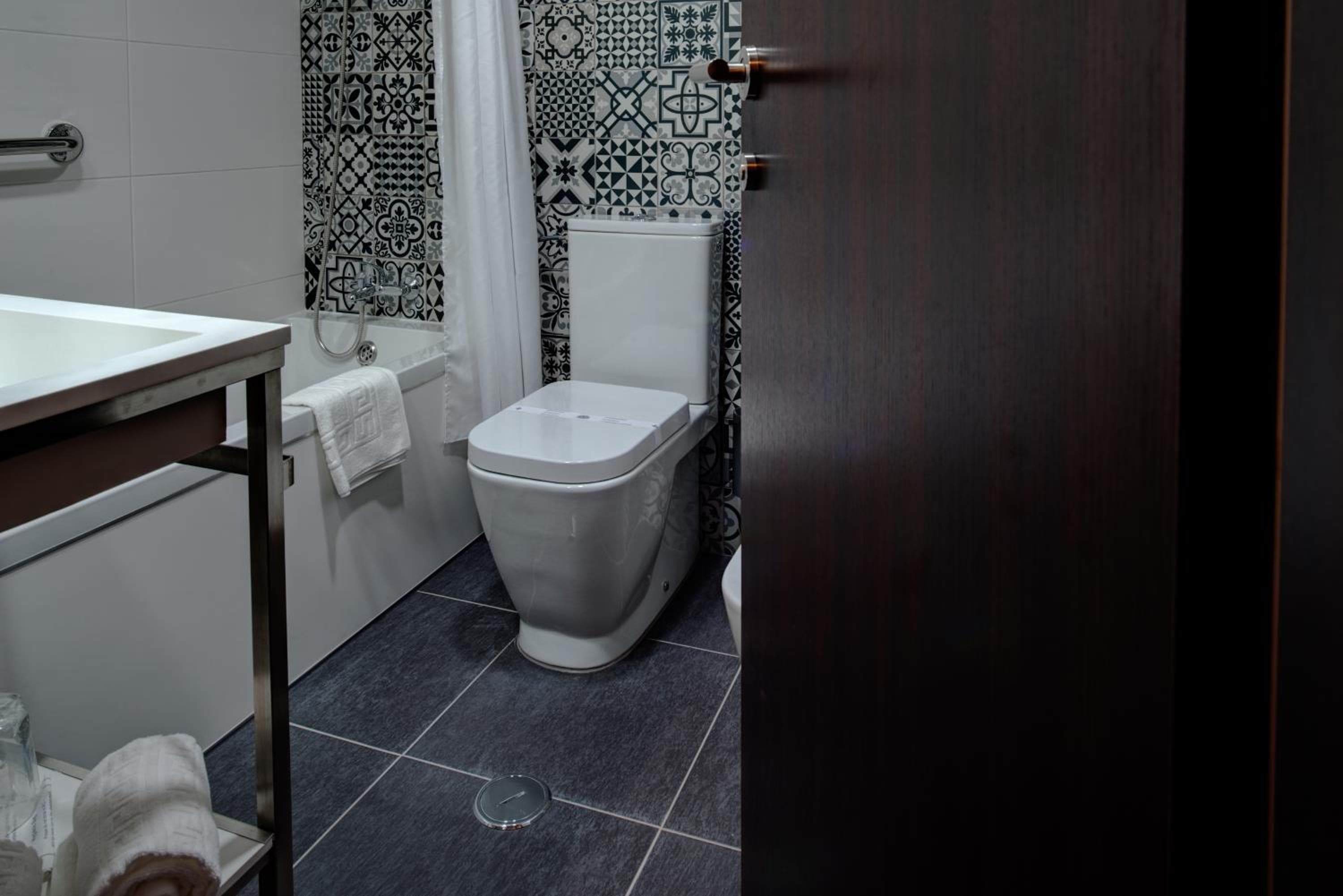 VIP Inn Berna Hotel — 15