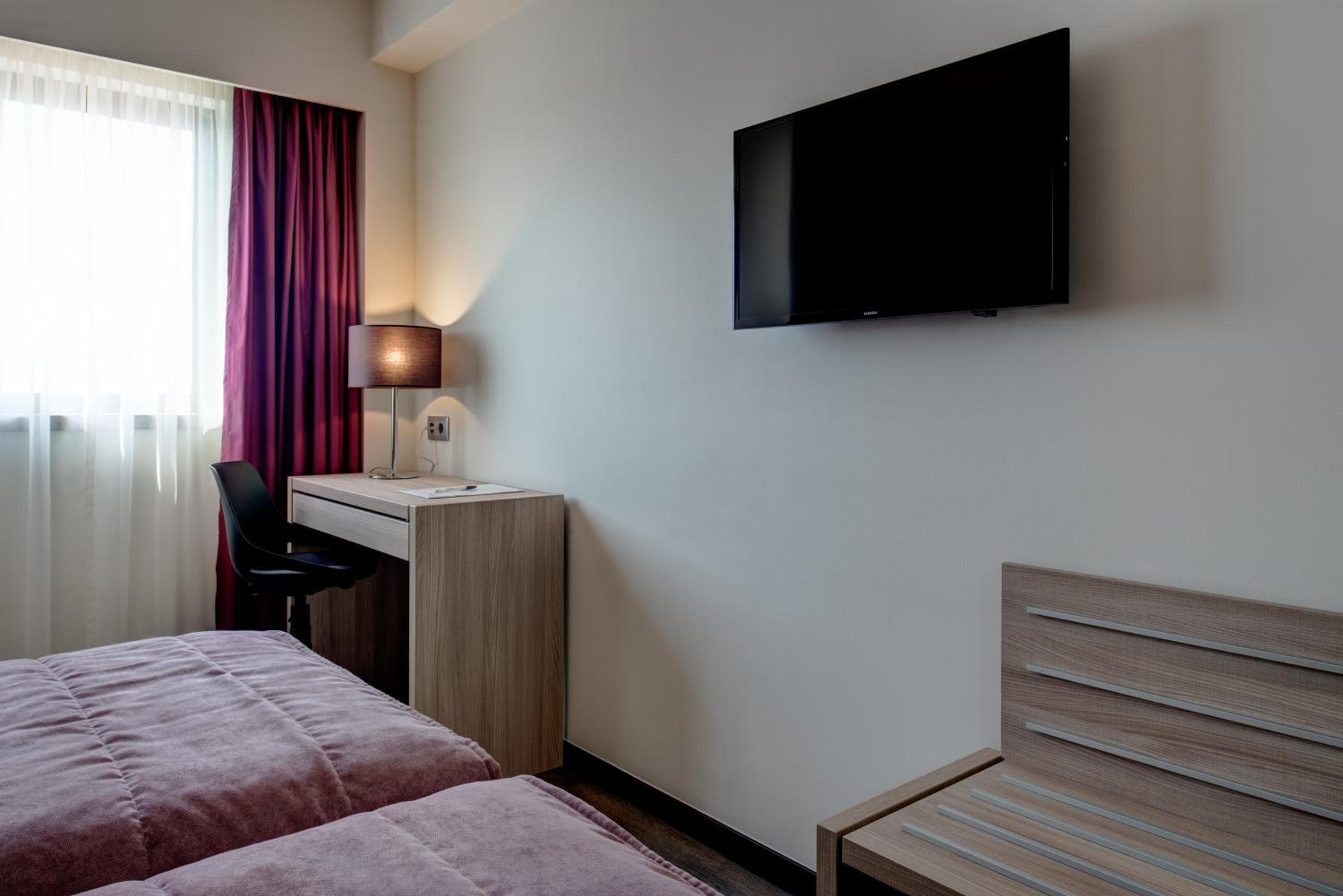 VIP Inn Berna Hotel — 10