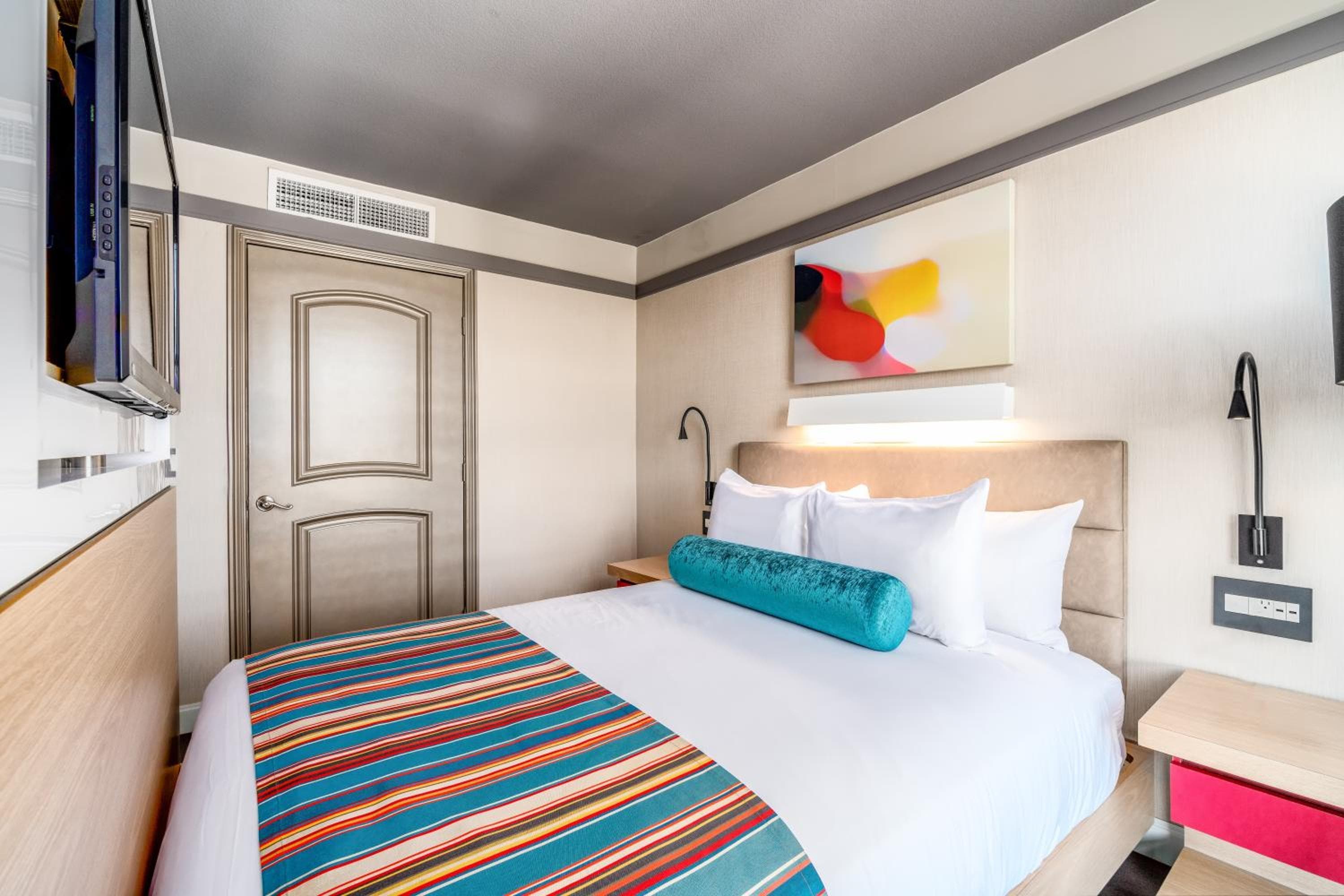 Hotel del parco del secolo LA — 24