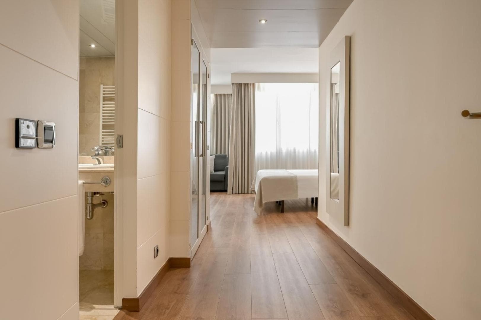 Aparthotel Mariano Cubi Barcelona — 26