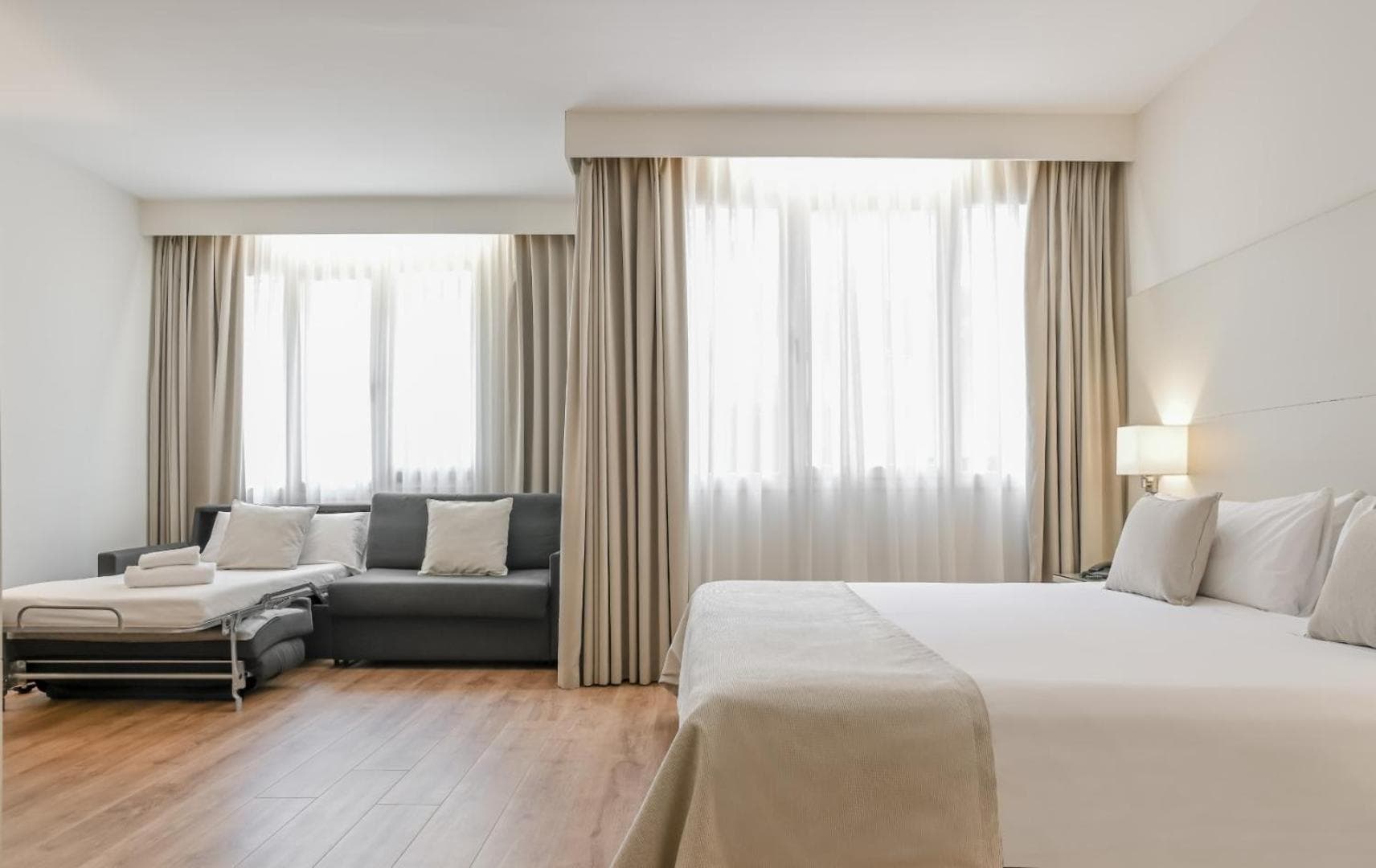 Aparthotel Mariano Cubi Barcelona — 18