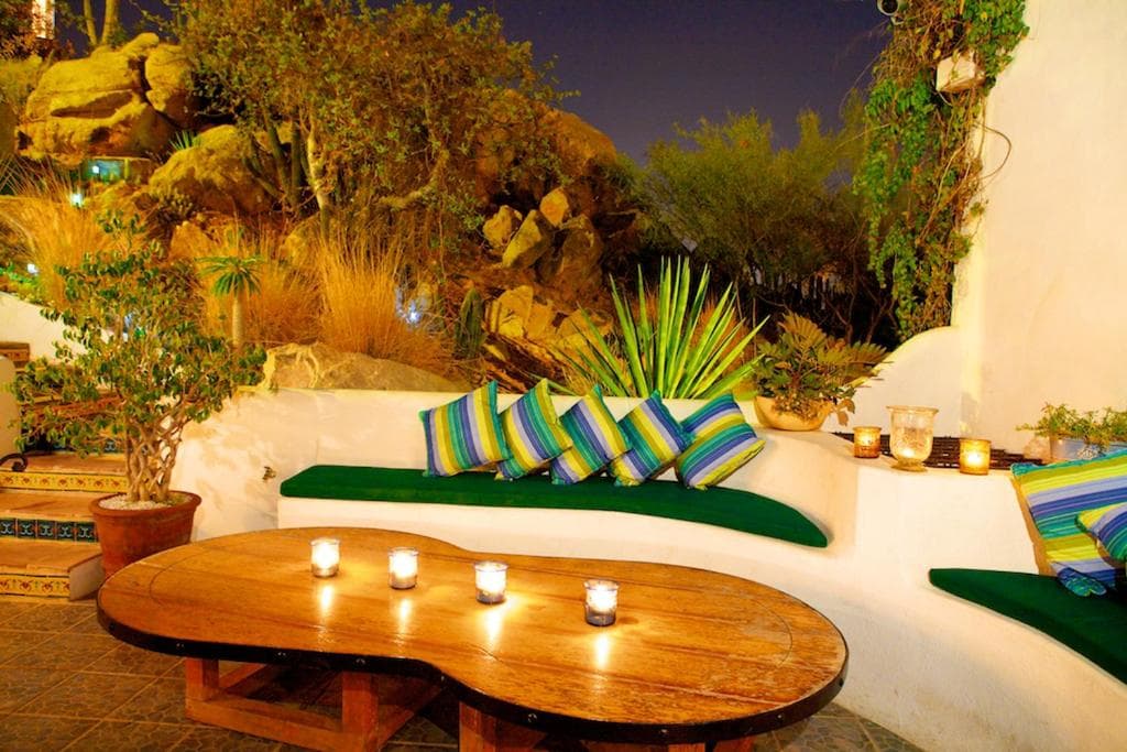 Los Milagros Hotel - Die Wunder Hotel — 18