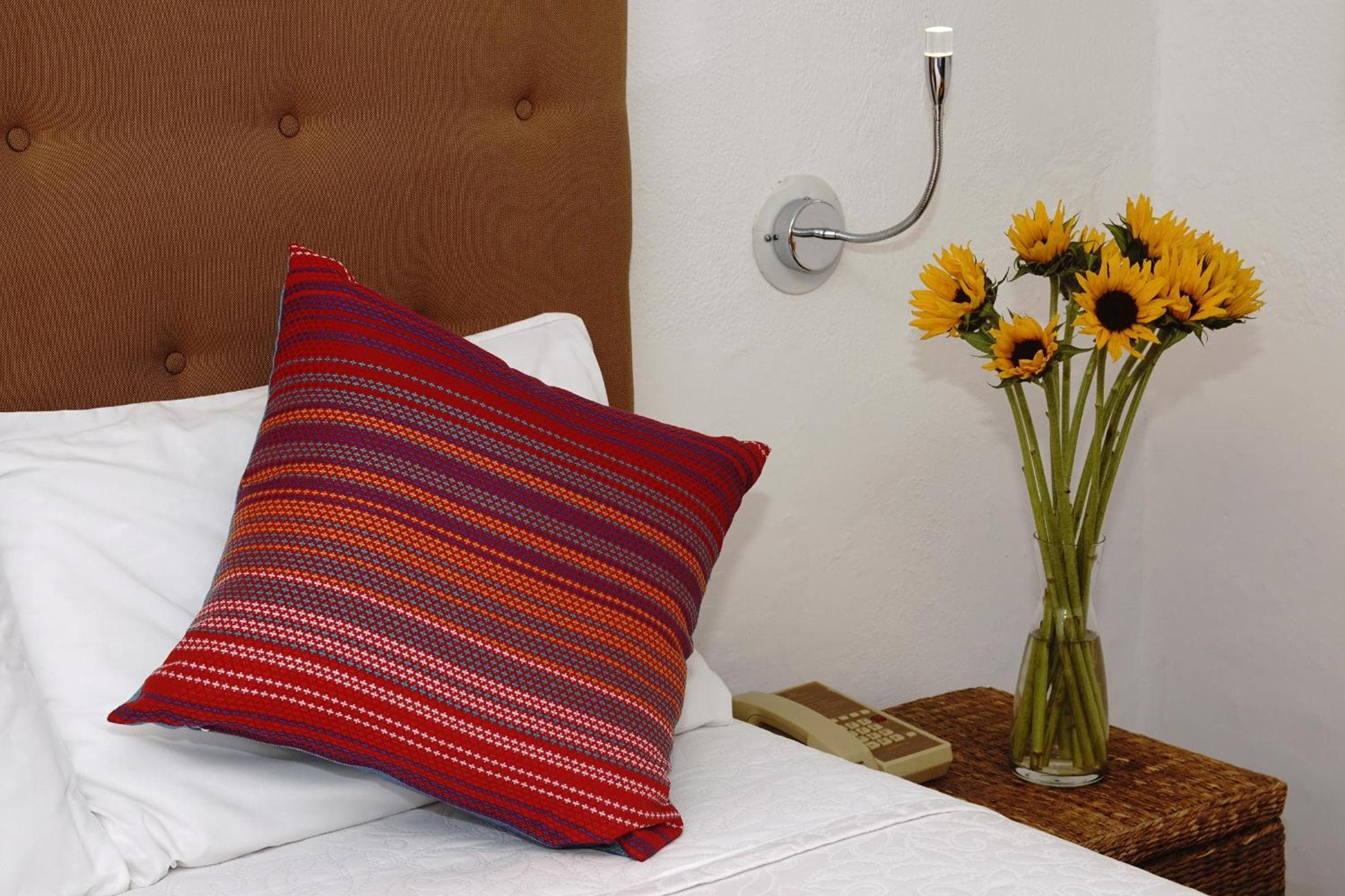 Los Milagros Hotel - Die Wunder Hotel — 6
