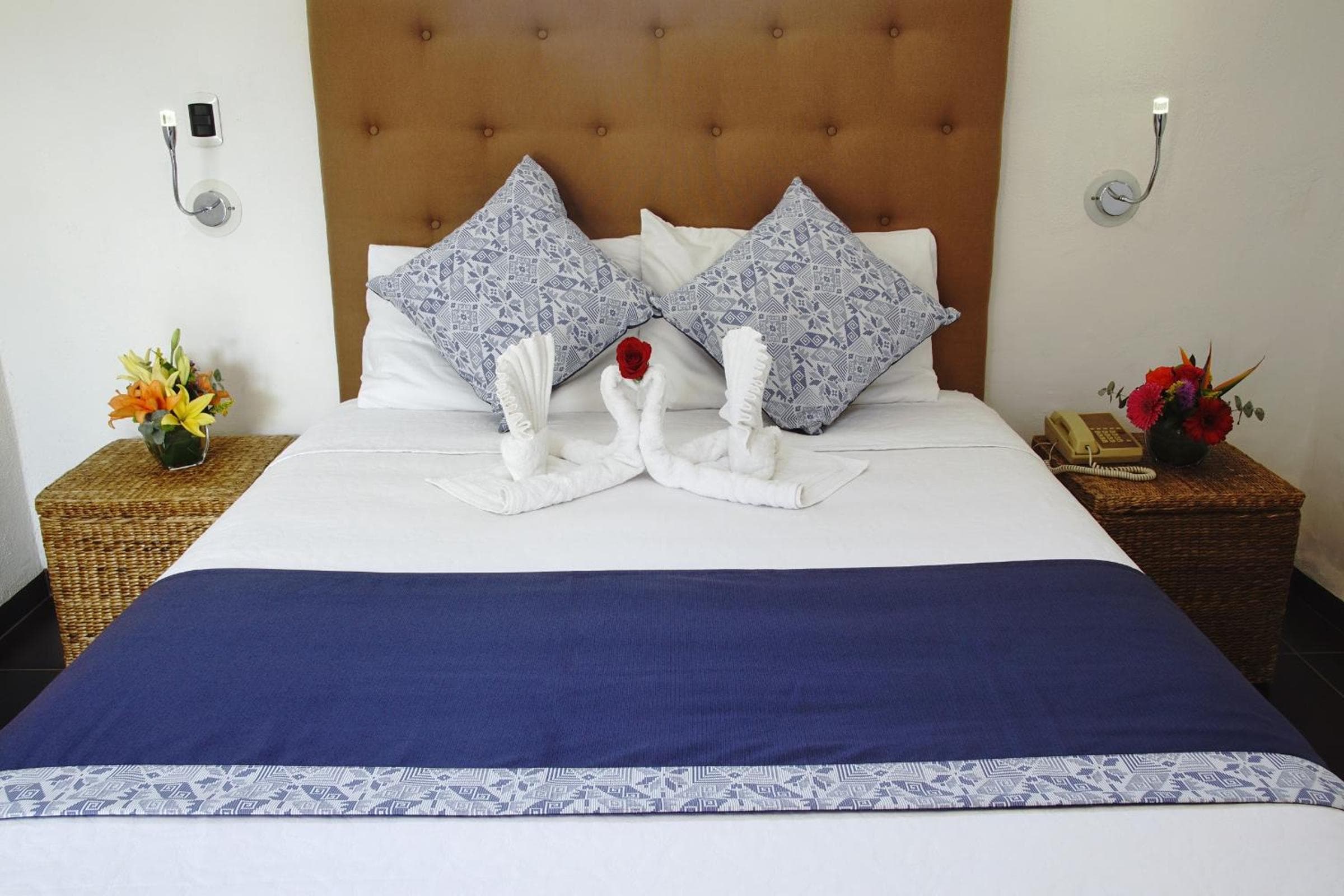 Los Milagros Hotel - Die Wunder Hotel — 7