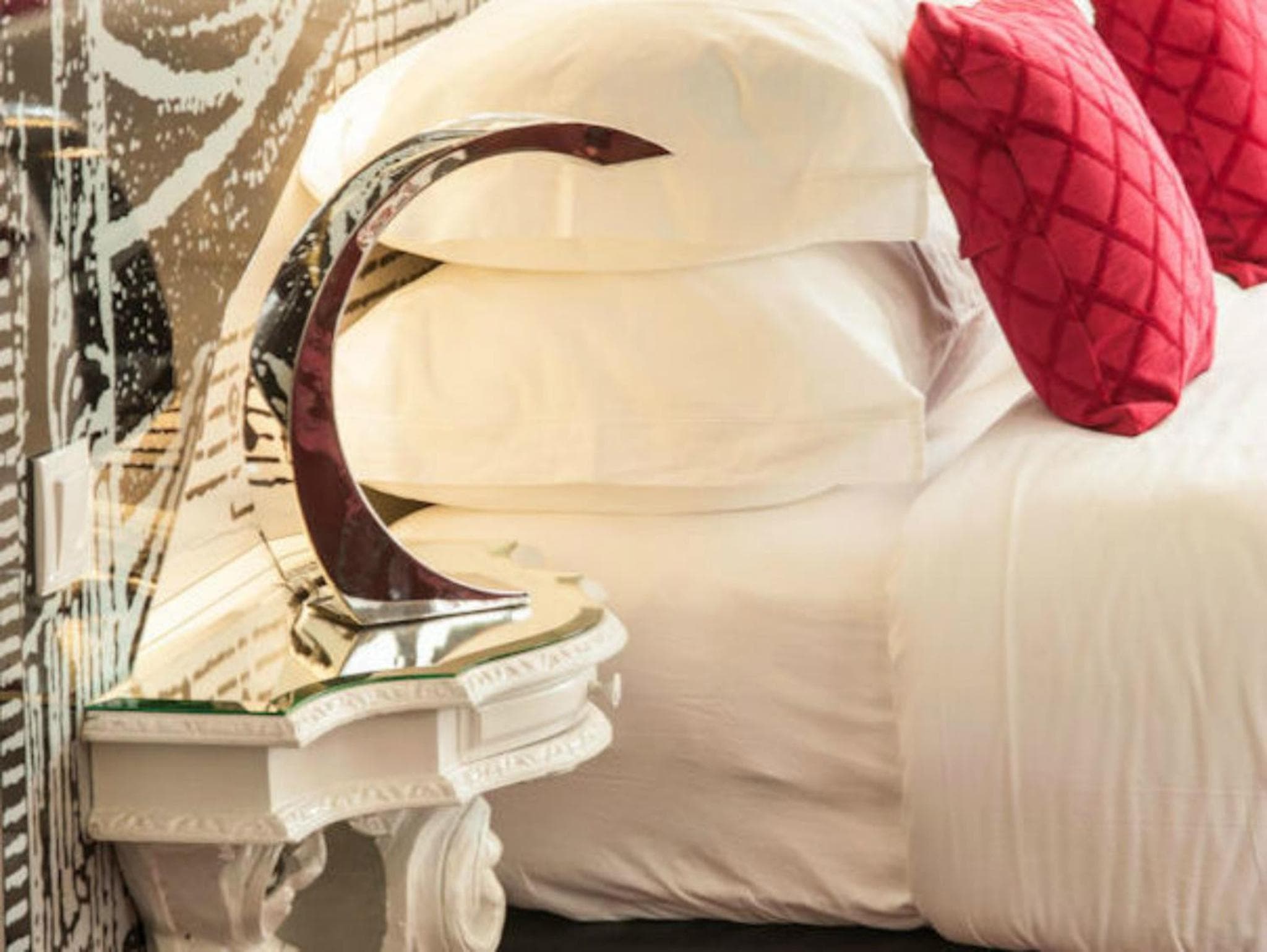 Teatro Boutique Rooms & Suites — 2