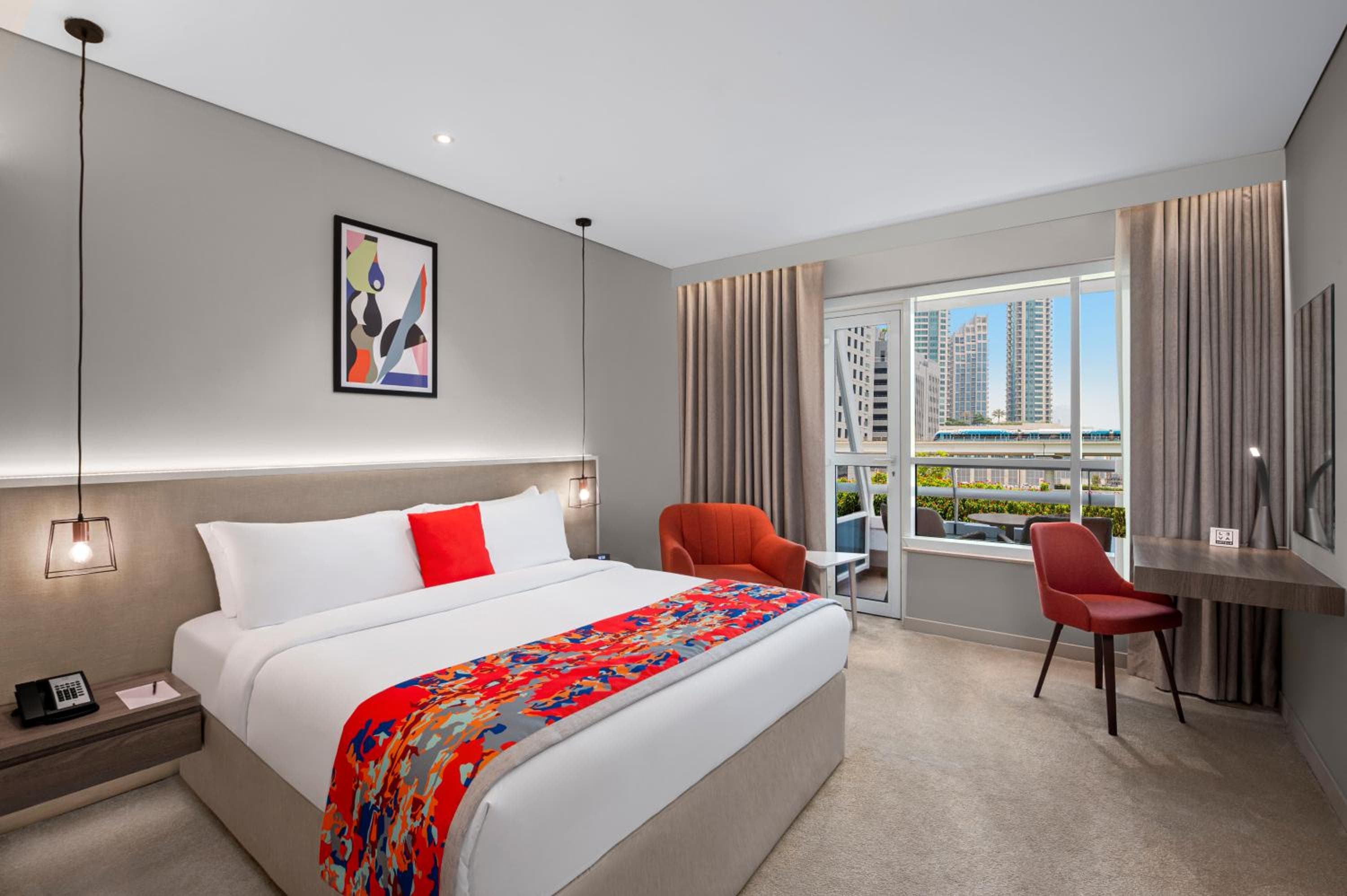 Leva Hotel e Suite, di fronte al centro città — 7