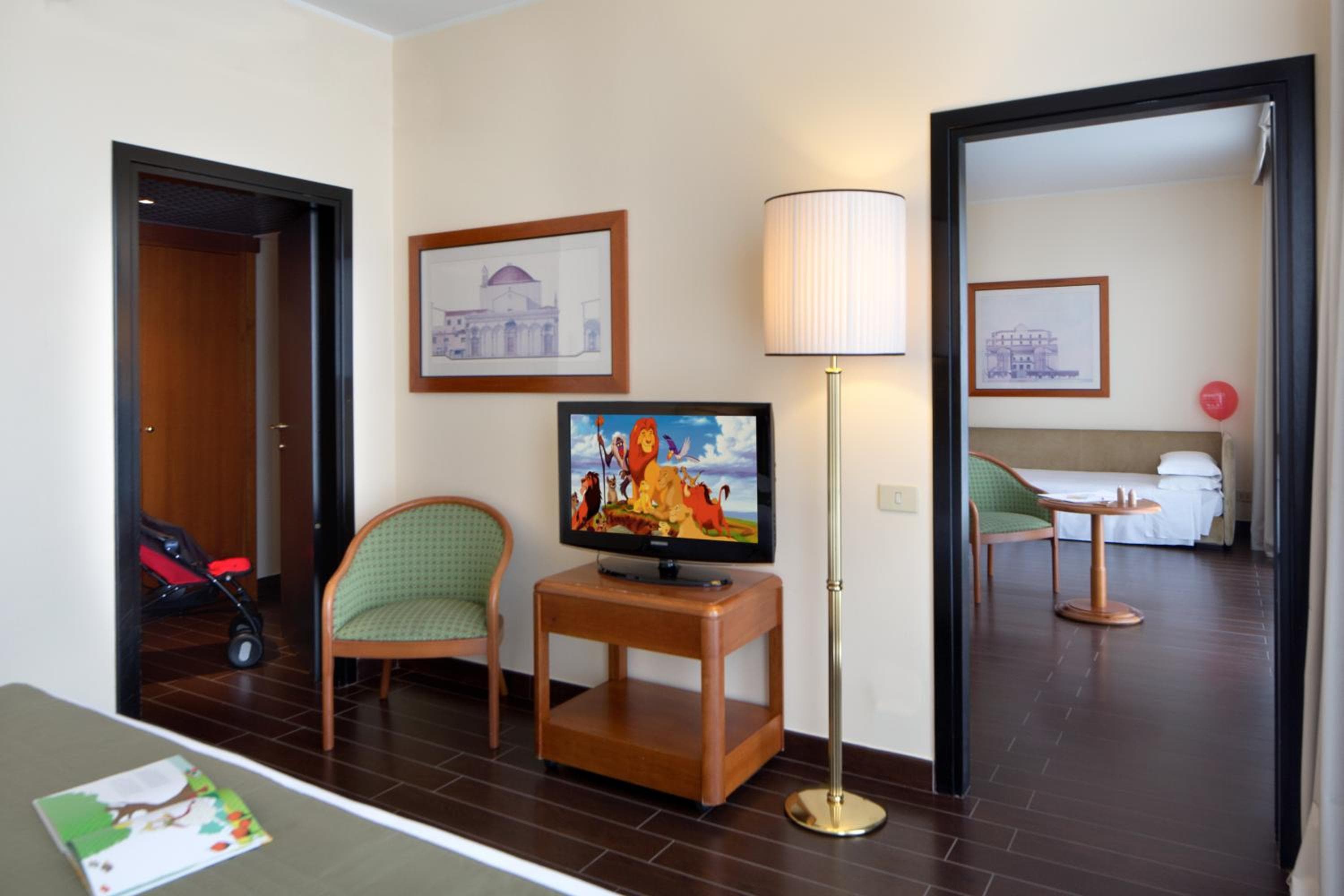 Starhotels Palacio de Negocios — 17