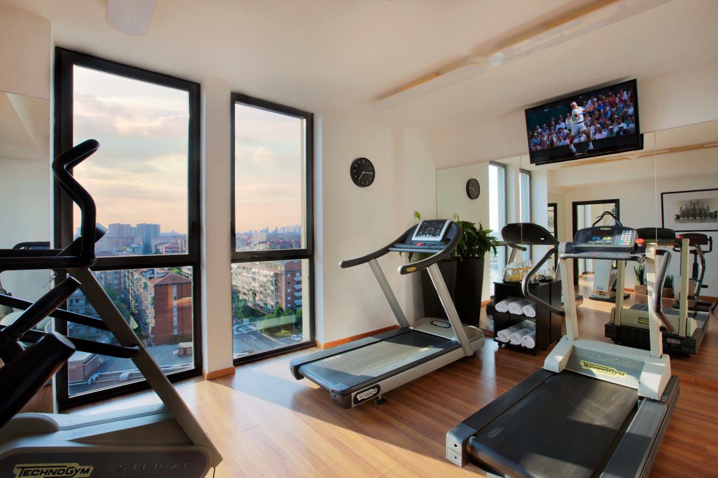 Starhotels Palacio de Negocios — 23