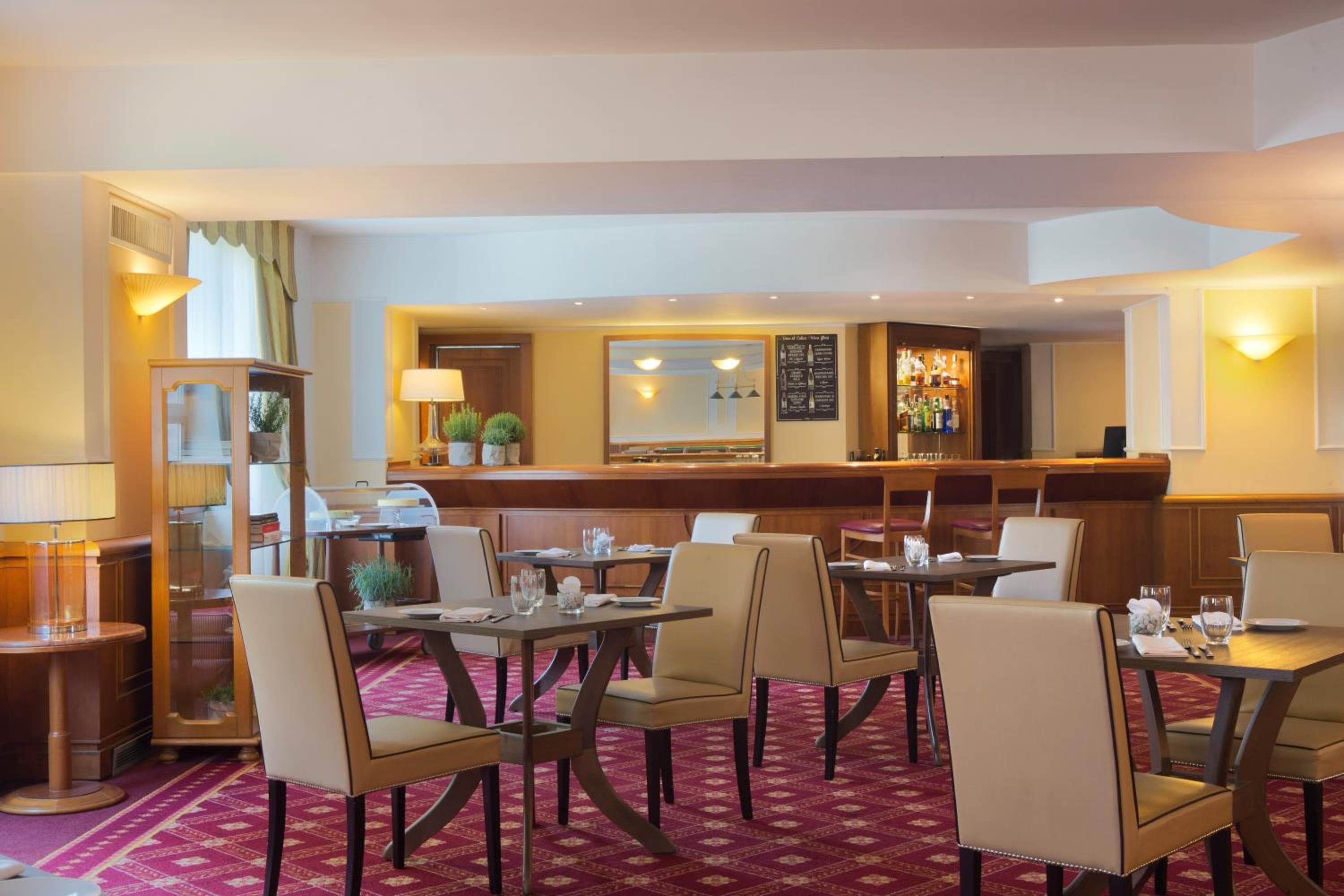 Starhotels Palacio de Negocios — 5