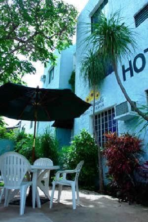 Hotel Los Girasoles — 10