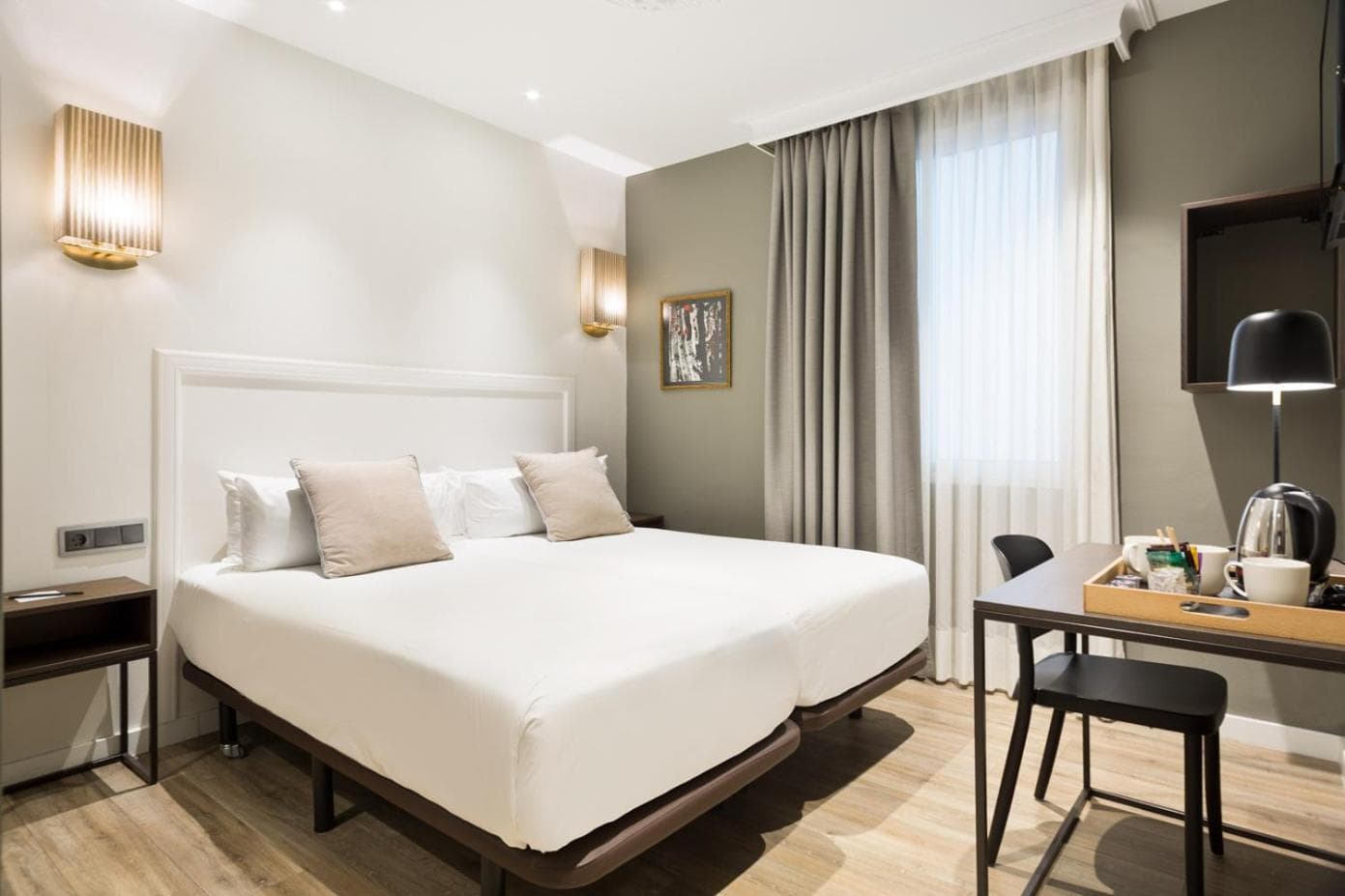 Acta Splendid — 12