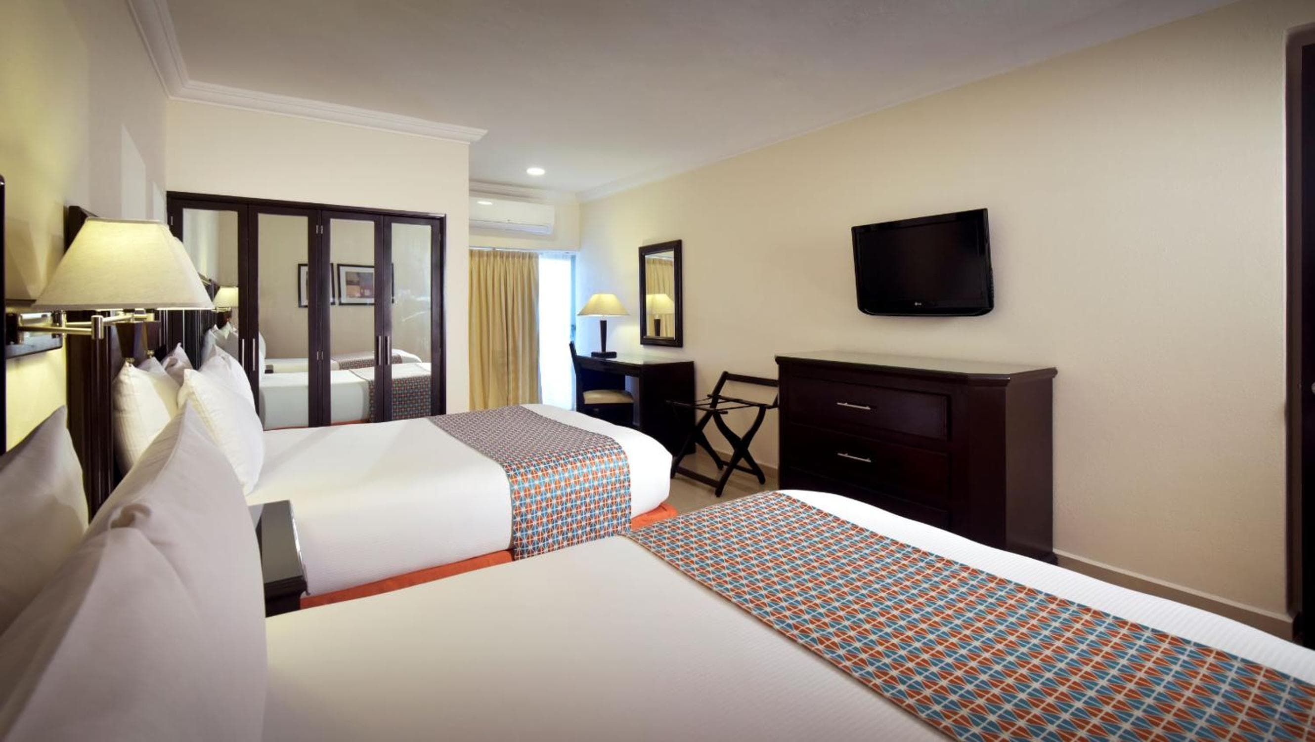 Hotel Bonampak — 2