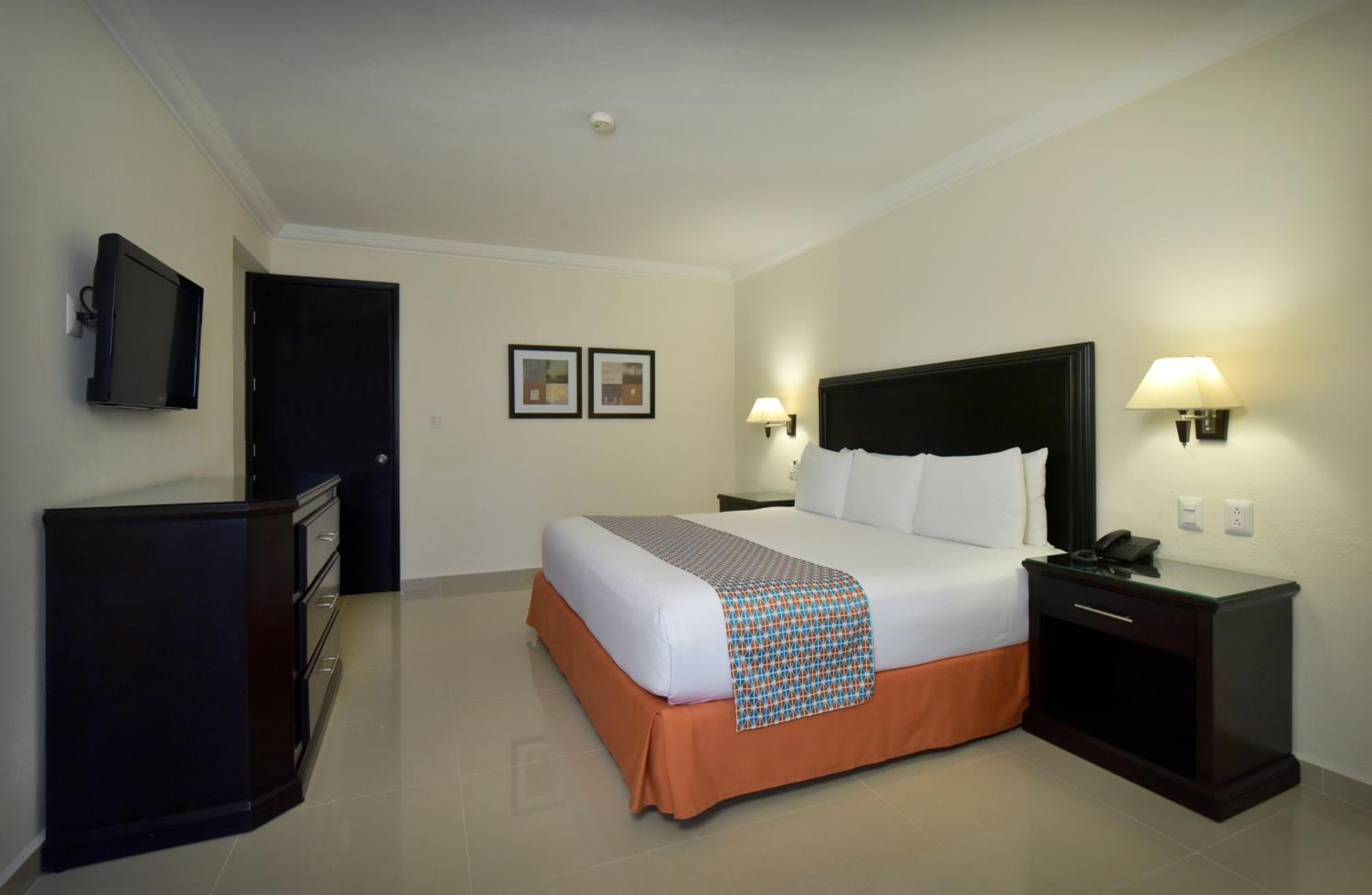Hotel Bonampak — 6