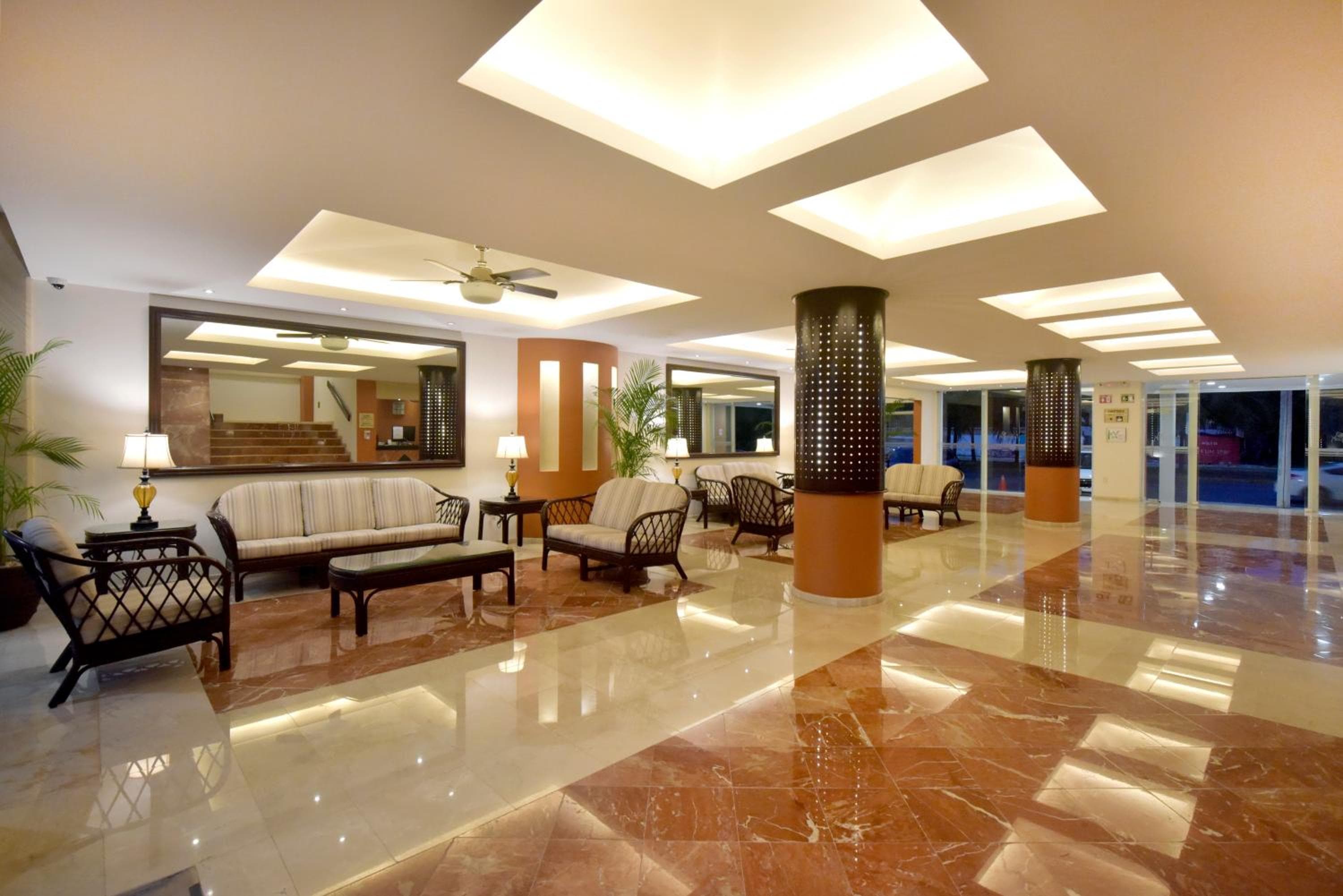 Hotel Bonampak — 9