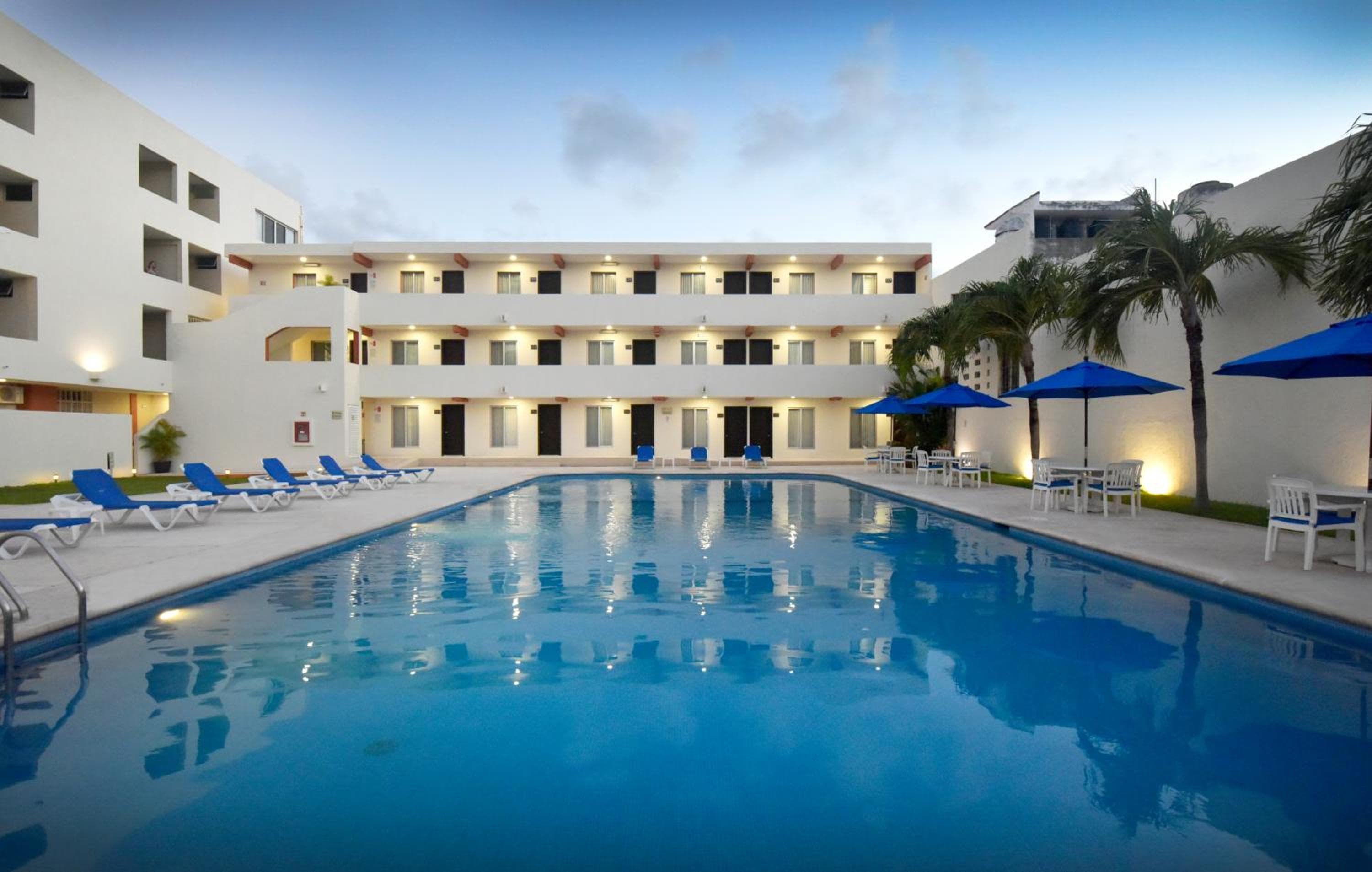 Hotel Bonampak — 18